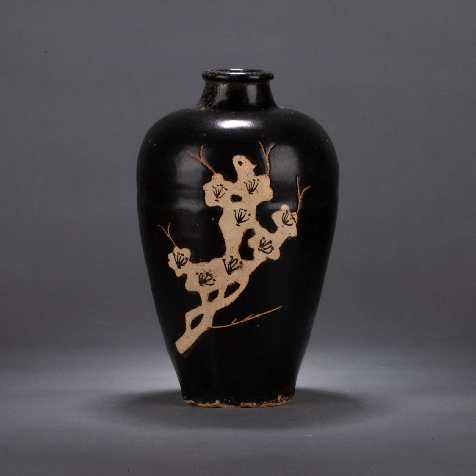 Song Dynasty, Jizhou Kiln Plum Blossom-Decorated Plum Vase (1 of 8)