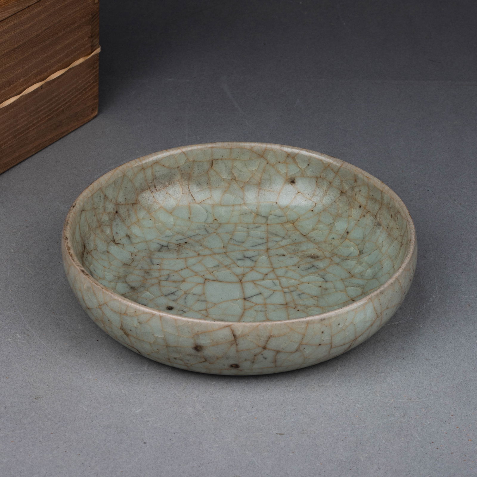 Song Dynasty, Guan Kiln Brush Washer (1 of 8)
