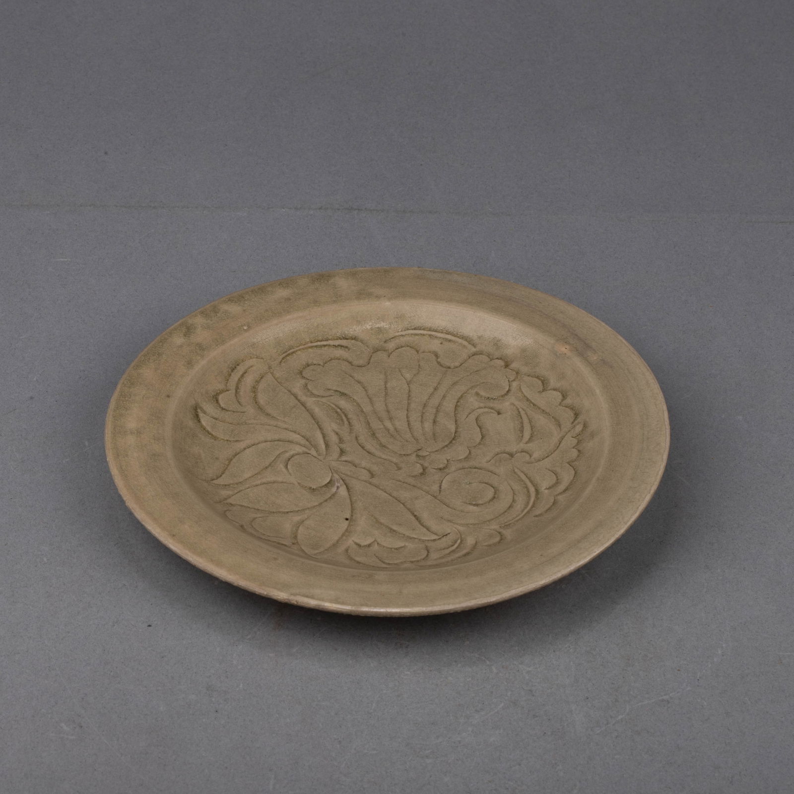 Song Dynasty, Yaozhou Kiln Floral Pattern Plate (1 of 4)