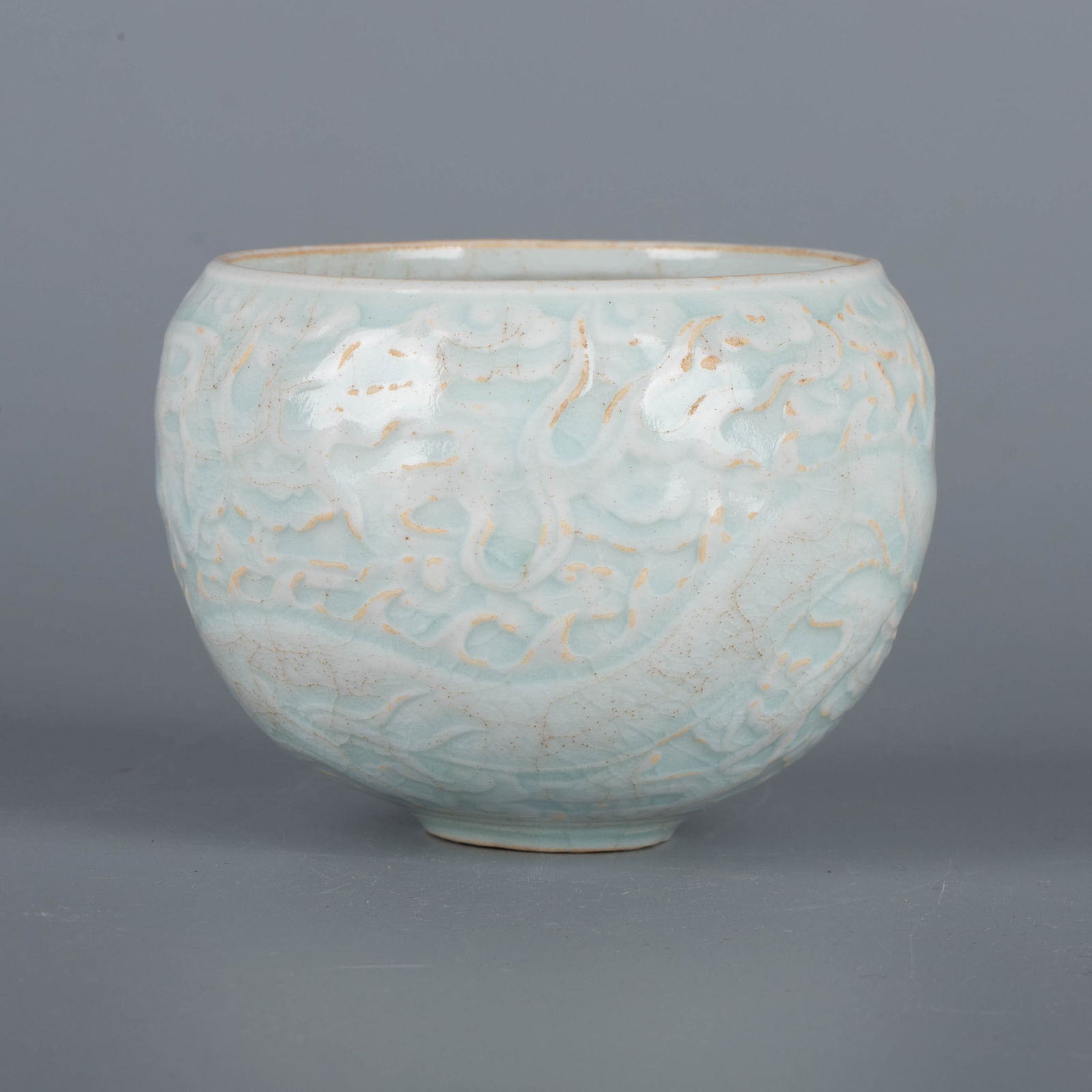 Song Dynasty, Hukou Kiln Dragon-Pattern Water Jar (1 of 6)