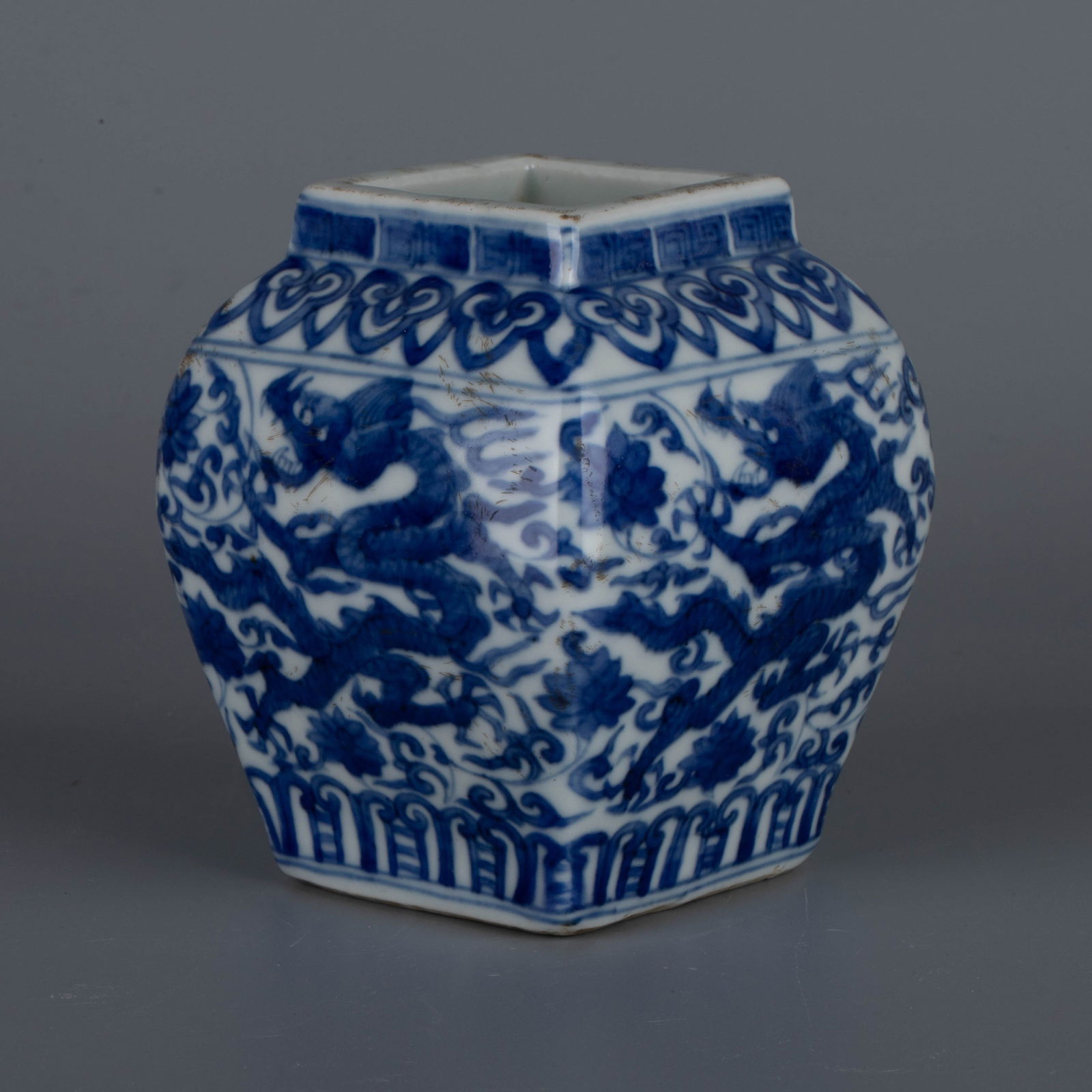 Ming Dynasty, Square Dragon Pattern Pot - 2