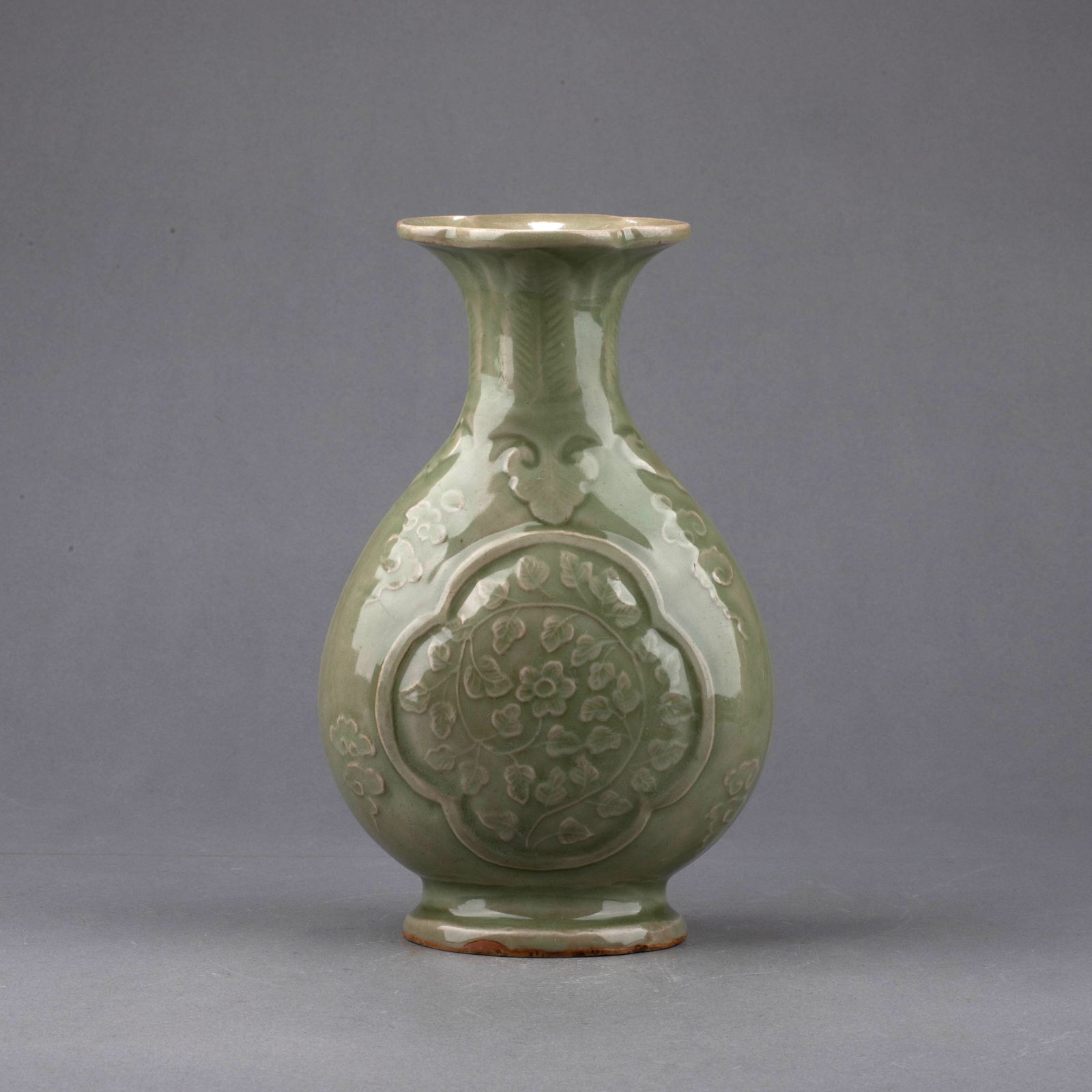 Ming Dynasty Celadon Flower-Mouth Vase (1 of 8)