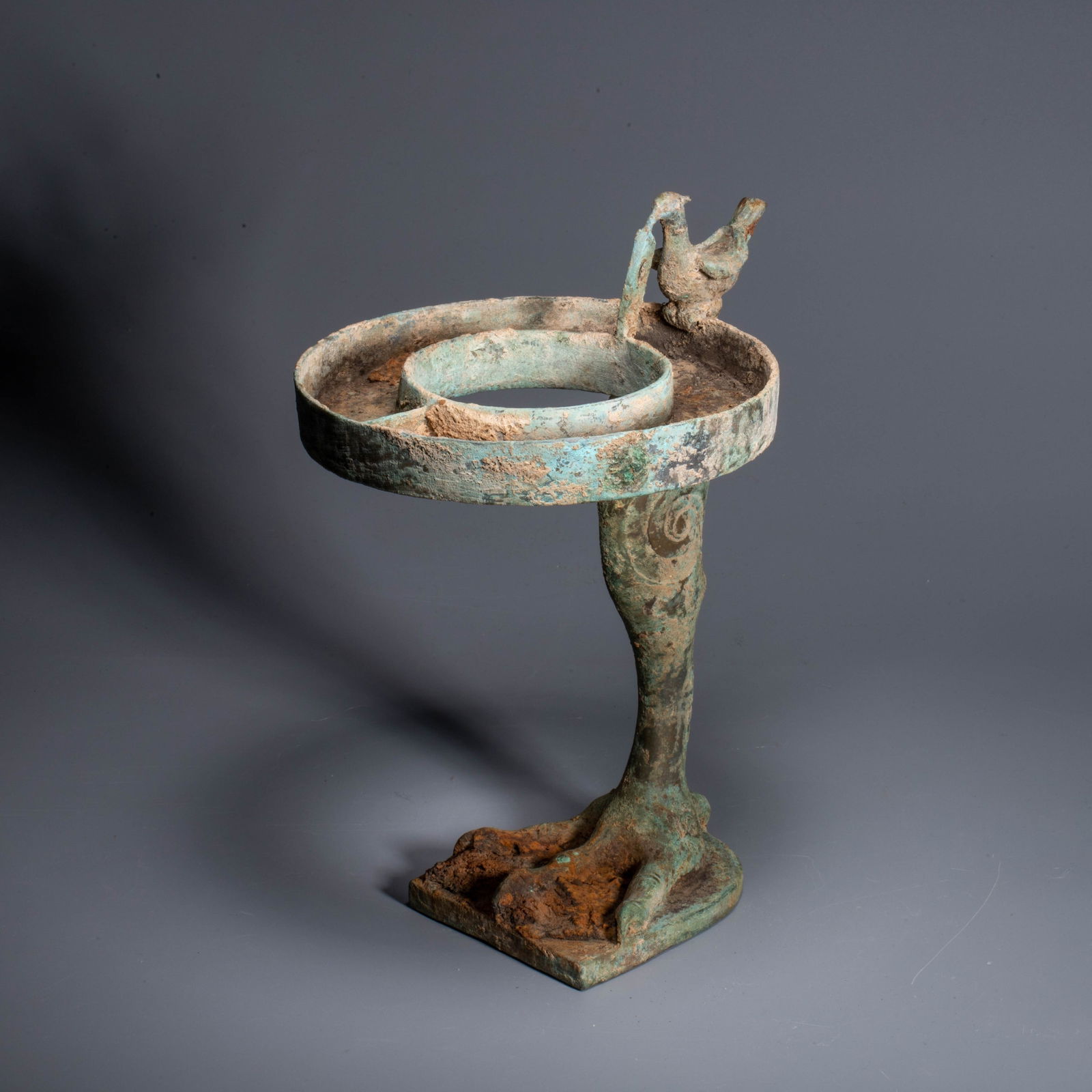 Han Dynasty Bronze Lamp: Han Dynasty Bronze Lamp