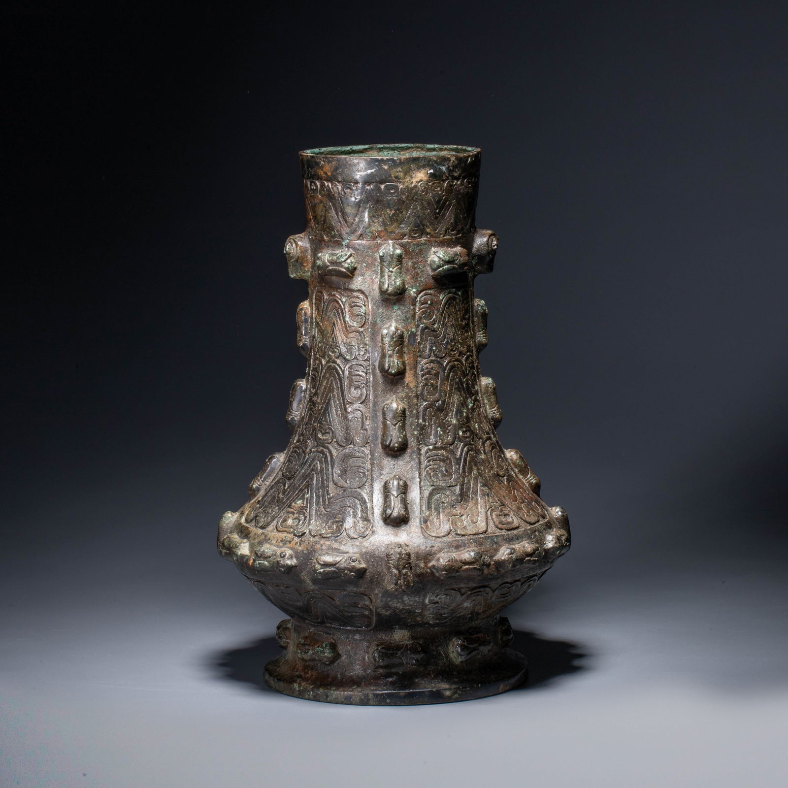 Western Zhou Dynasty Cicada Pattern Pot: Western Zhou Dynasty Cicada Pattern Pot