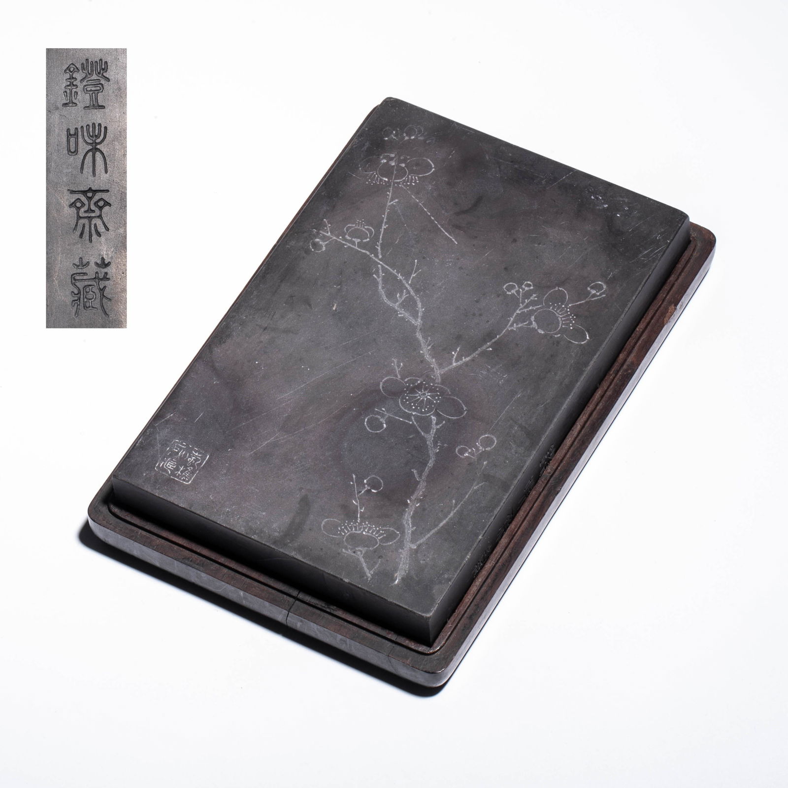 Qing Dynasty Duanxi Laokeng Water Slab Inkstone Ancient Plum Blossom Painting: Qing Dynasty Duanxi Laokeng Water Slab Inkstone Ancient Plum Blossom Painting