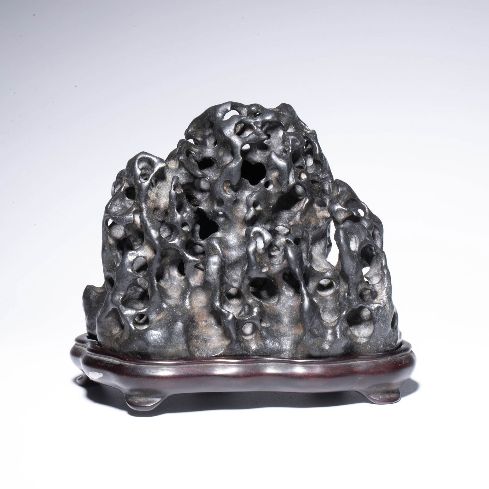 Qing Dynasty Appreciating Stone Mountain: Qing Dynasty Appreciating Stone Mountain