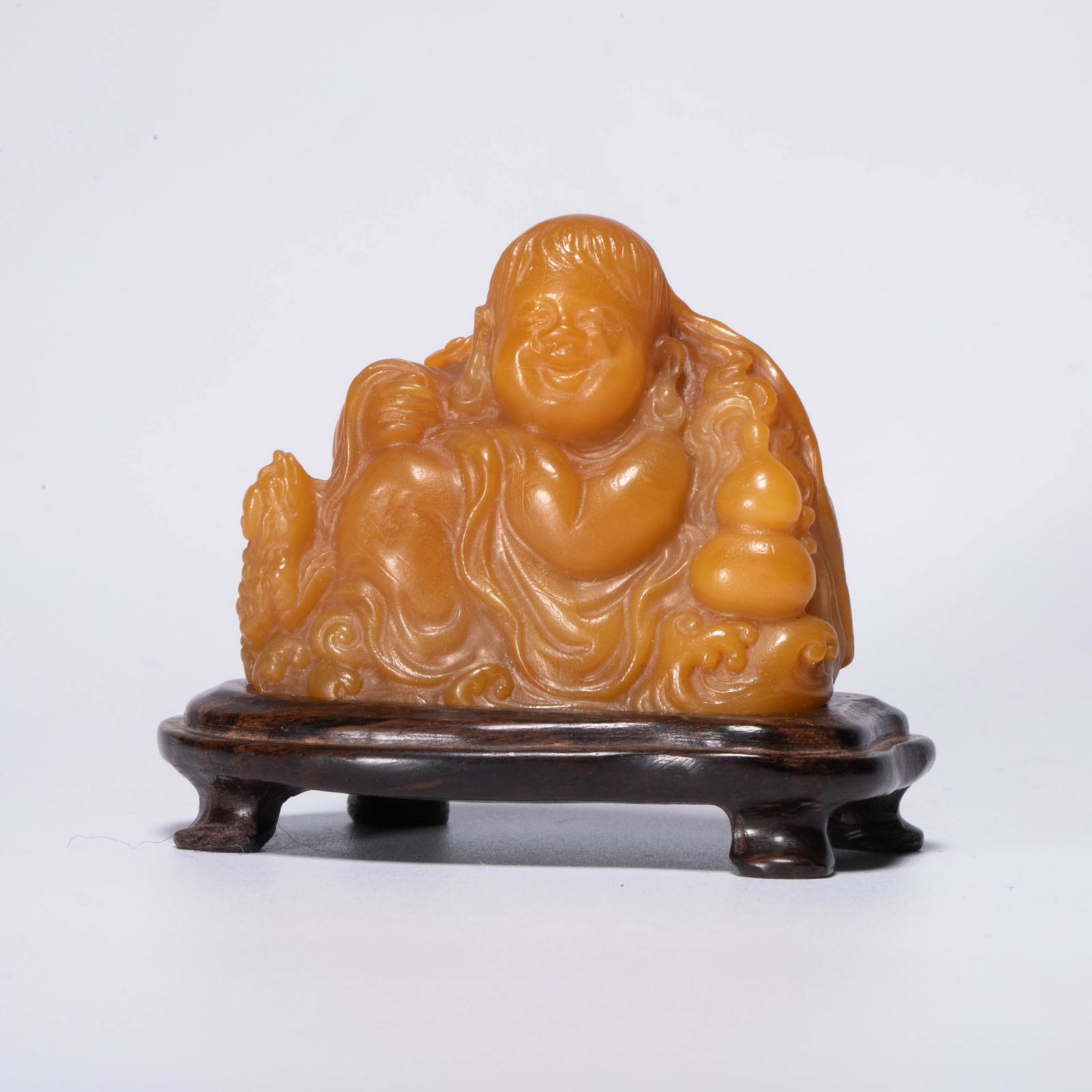 Qing Dynasty Shoushan Tianyang vulture statue of golden toad with bangs: Qing Dynasty Shoushan Tianyang vulture statue of golden toad with bangs