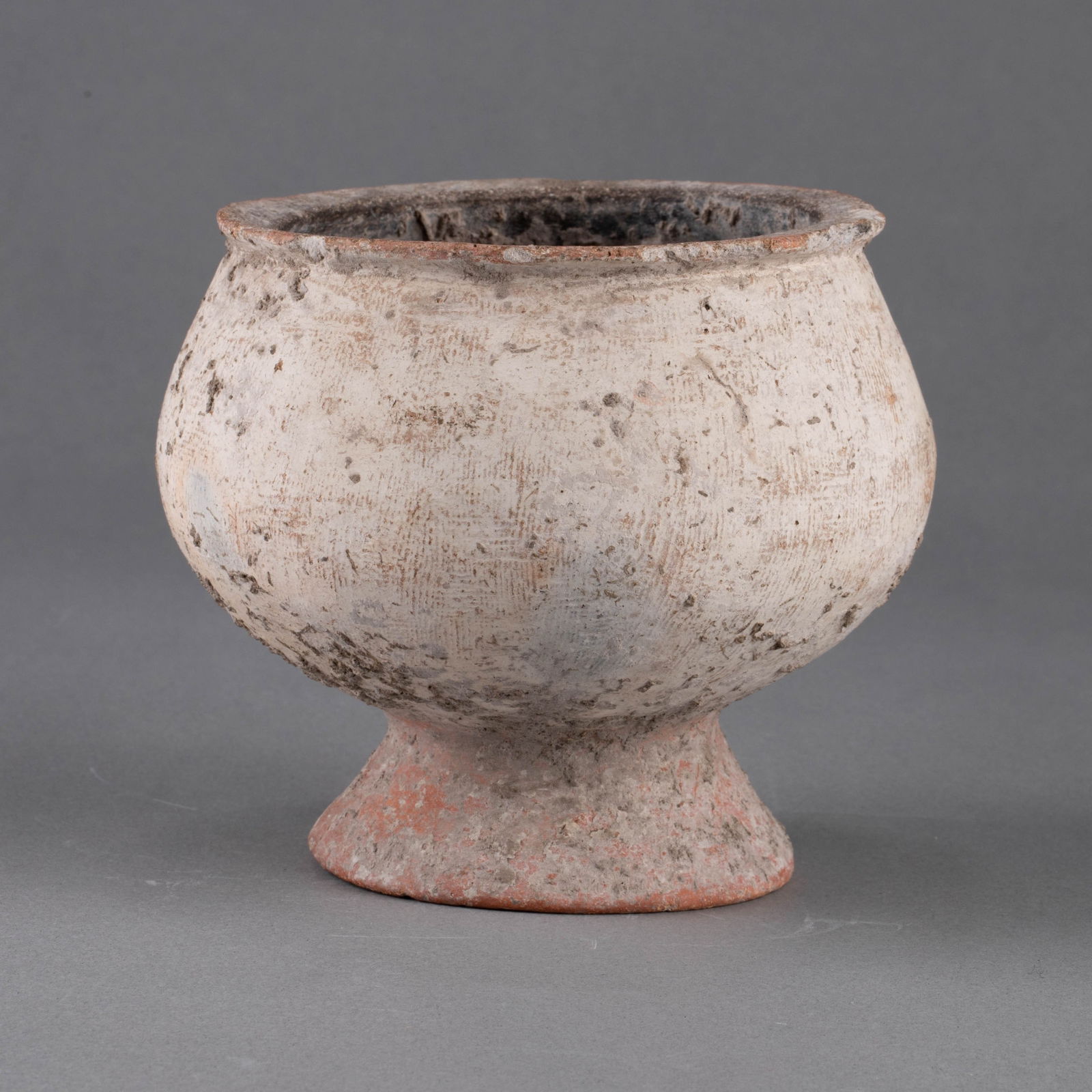 Longshan high-legged clay pot (1 of 8)