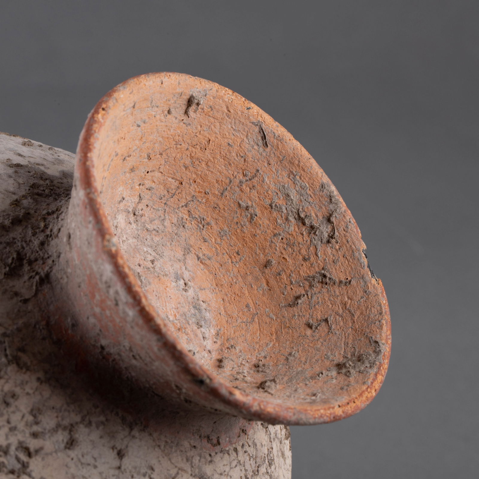 Longshan high-legged clay pot - 5