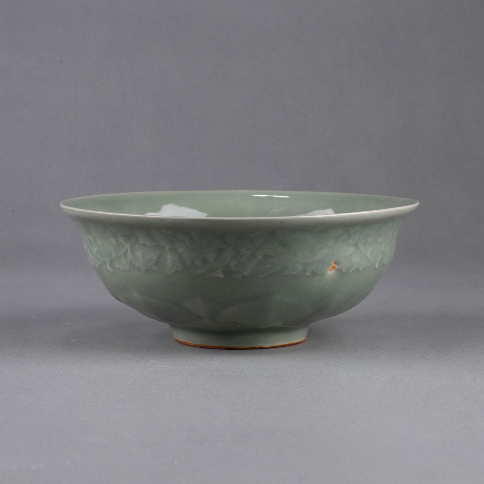 Yaozhou ware incised flower bowl (1 of 7)