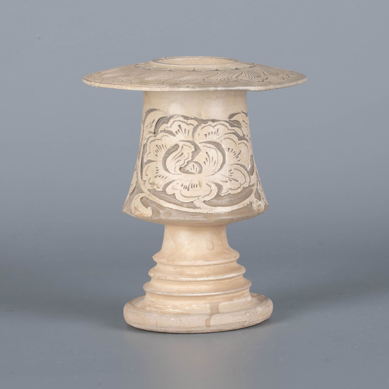 Song Dynasty Cizhou kiln Saoluodou Incense burner: Song Dynasty Cizhou kiln Saoluodou Incense burner