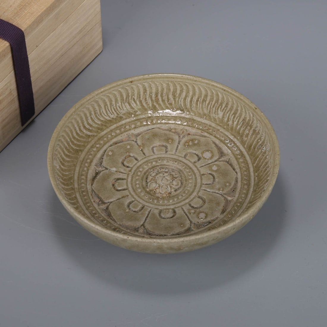 Celadon Washer with Impressed Decoration, Sui Dynasty: Celadon Washer with Impressed Decoration, Sui Dynasty