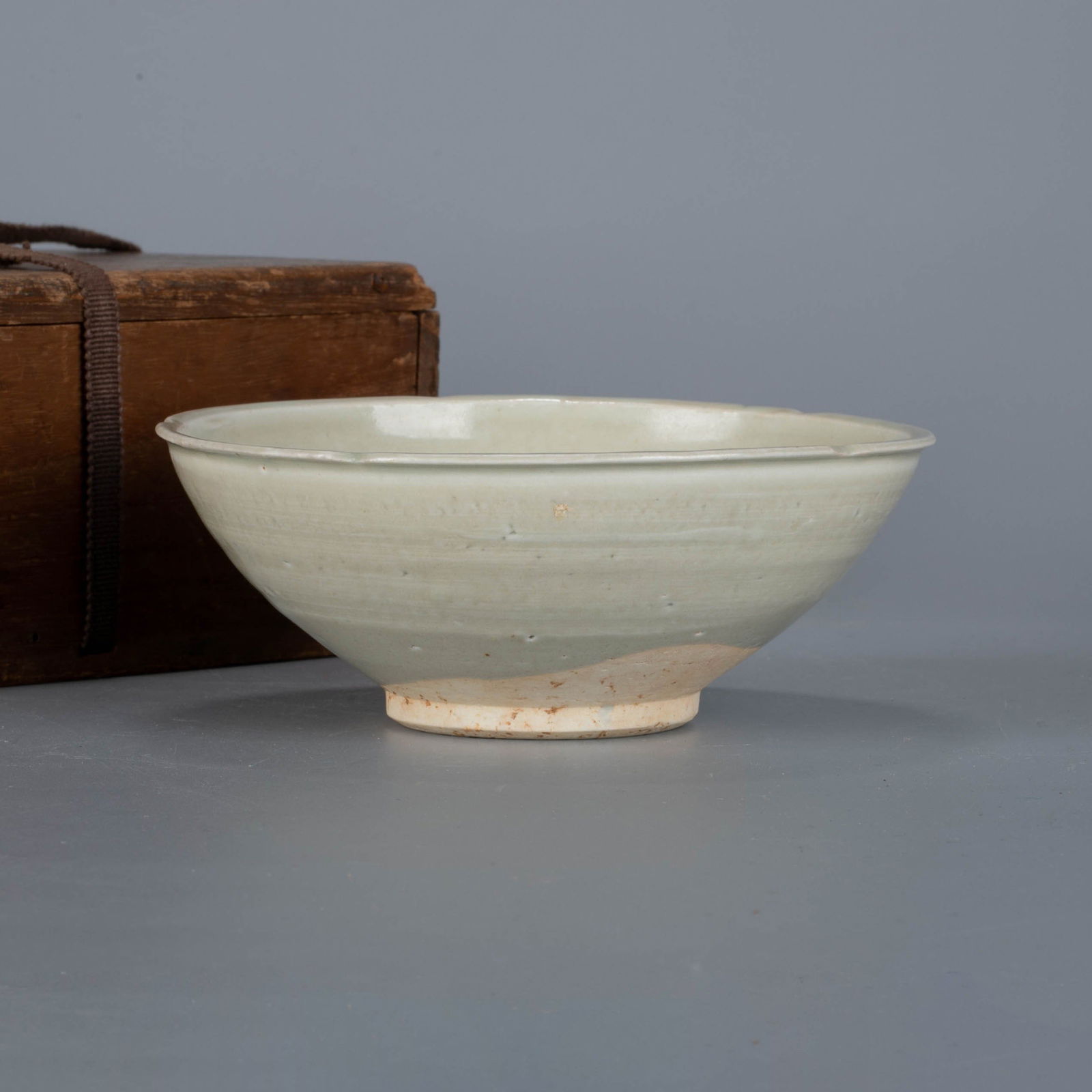 Song ~ Yuan Dynasty Ding kiln tea bowl box set: Song ~ Yuan Dynasty Ding kiln tea bowl box set