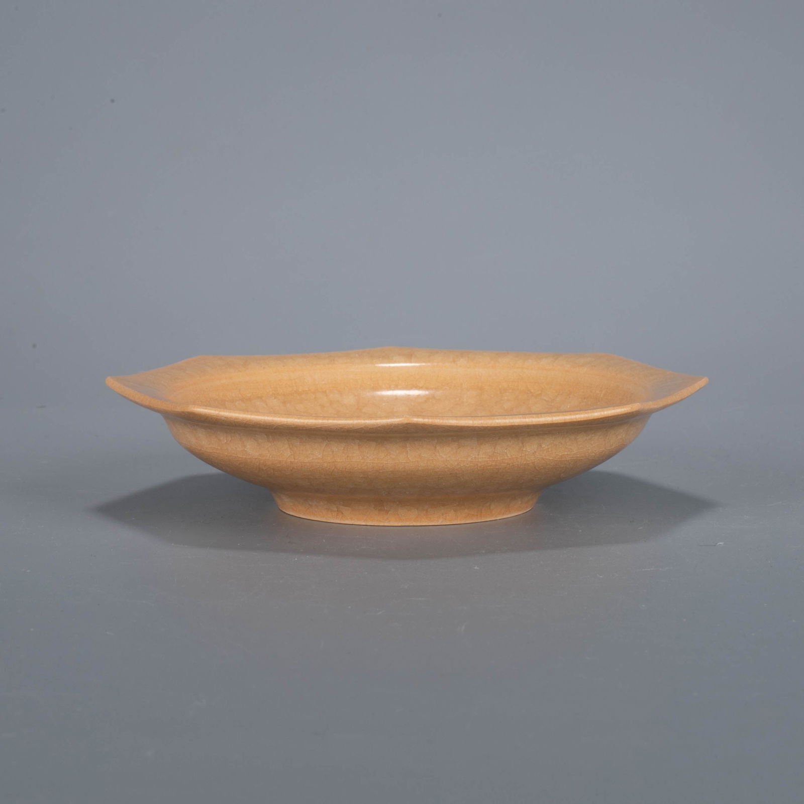 Longquan celadon octagonal dish - 4