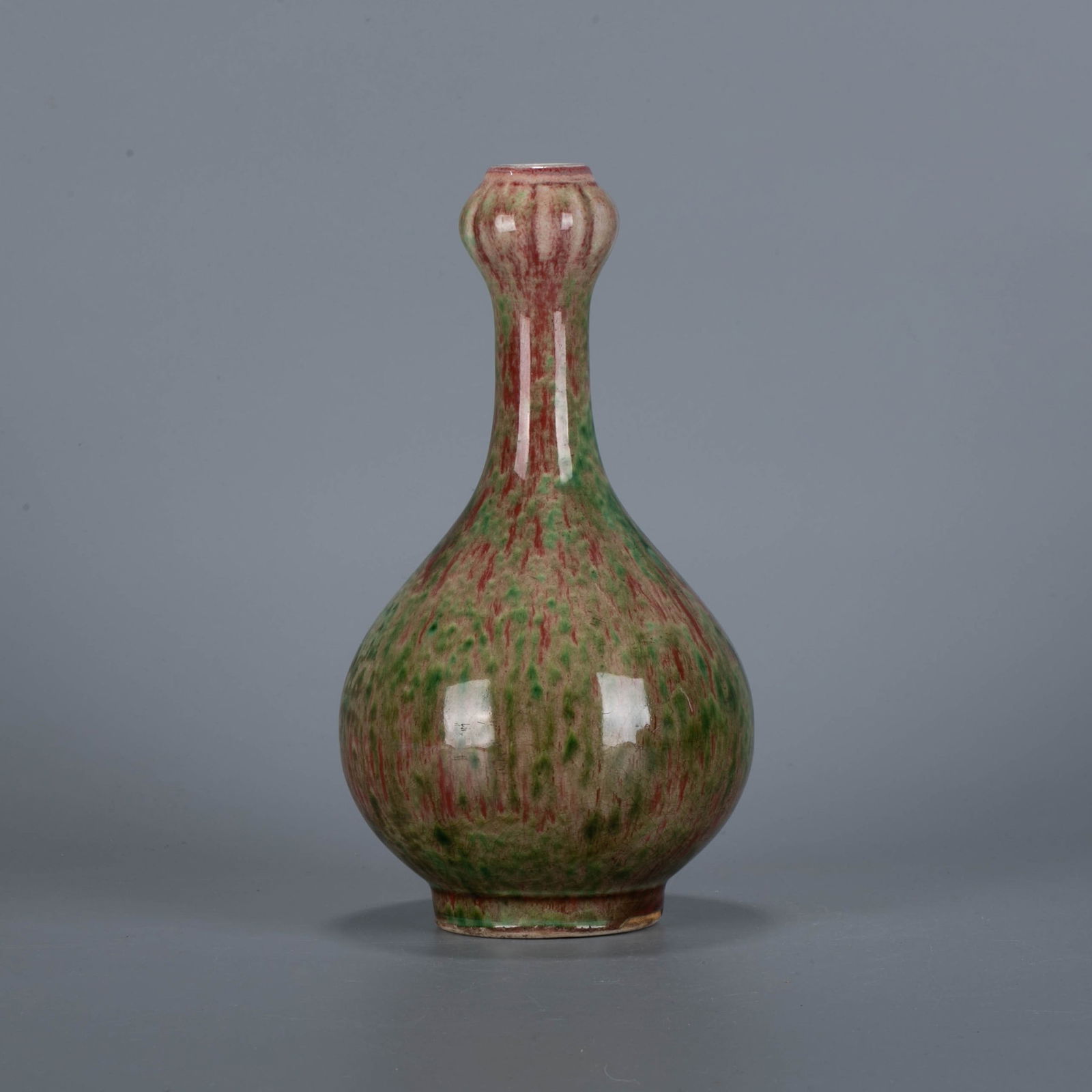 Qing Dynasty Guangxu reign mark kiln-turned red glaze flask (1 of 5)