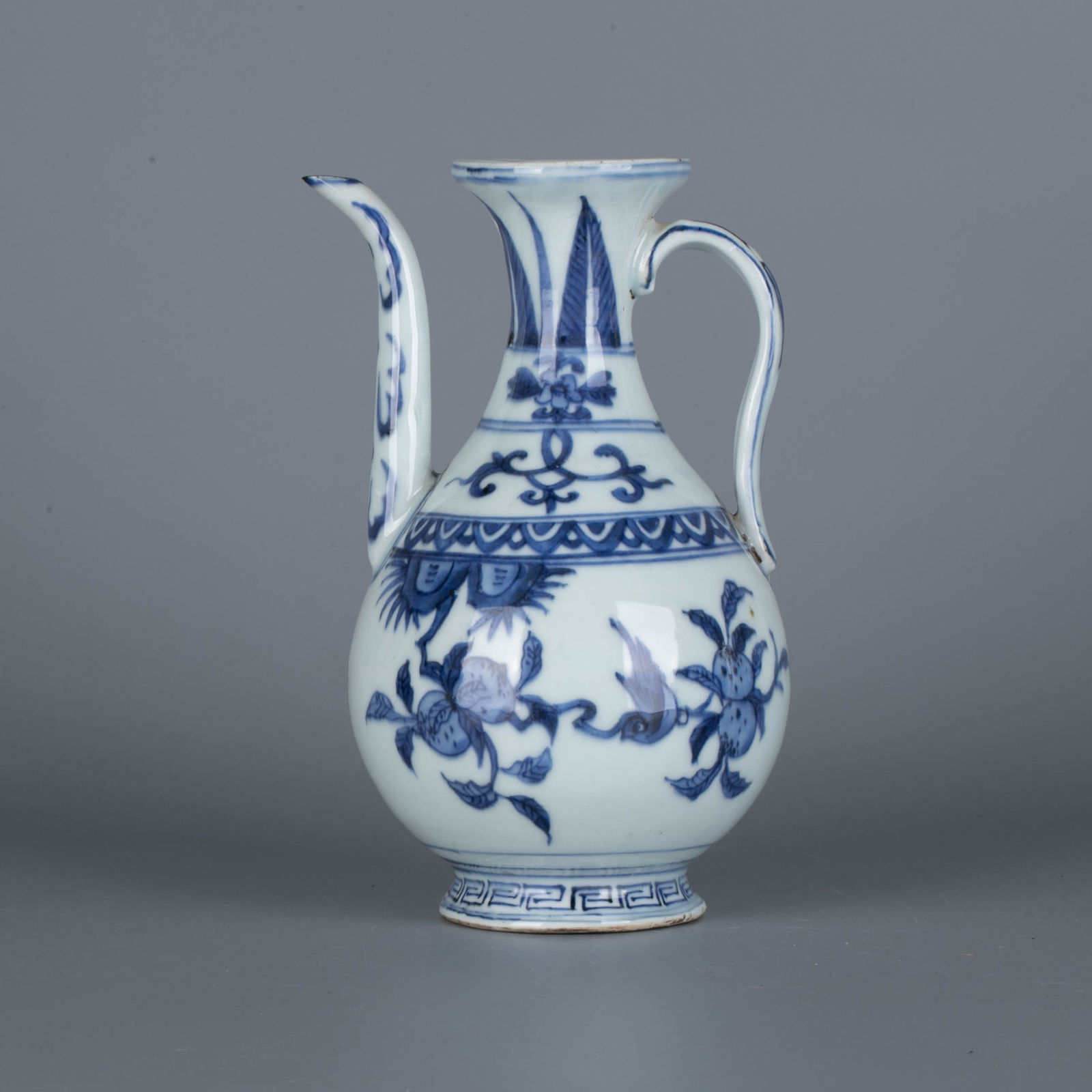 Blue and white floral pattern ewer (1 of 7)