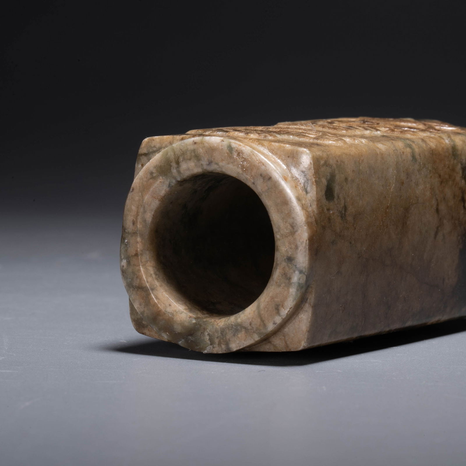 Merchant?? Jade Cong with Face Pattern - 6