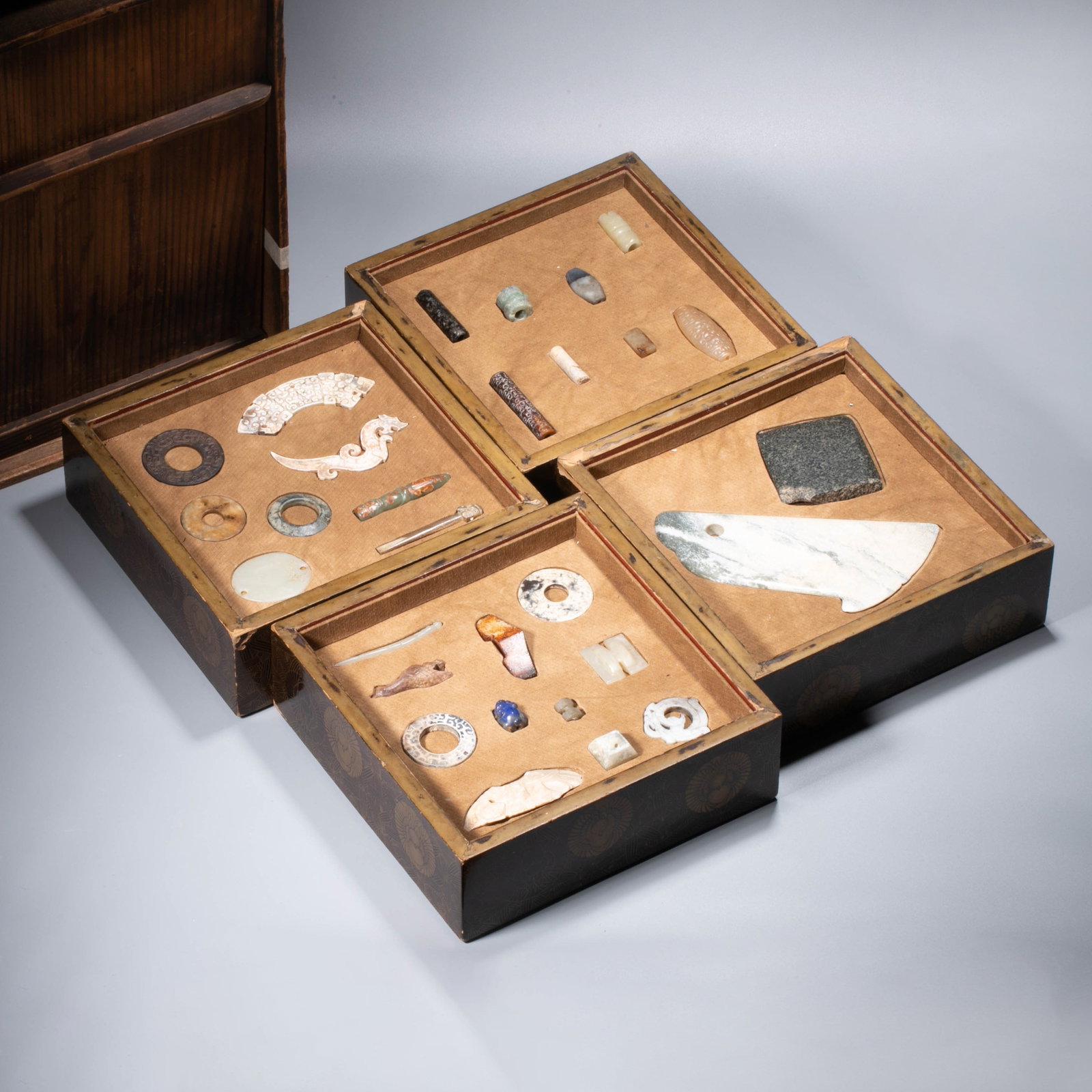 A set of ancient jade from past dynasties: A set of ancient jade from past dynasties