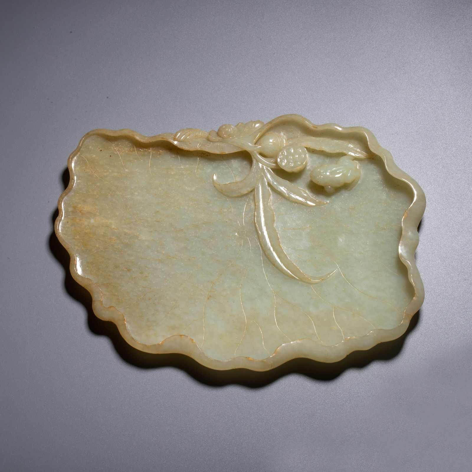 Qing lotus leaf brush washer: Qing lotus leaf brush washer