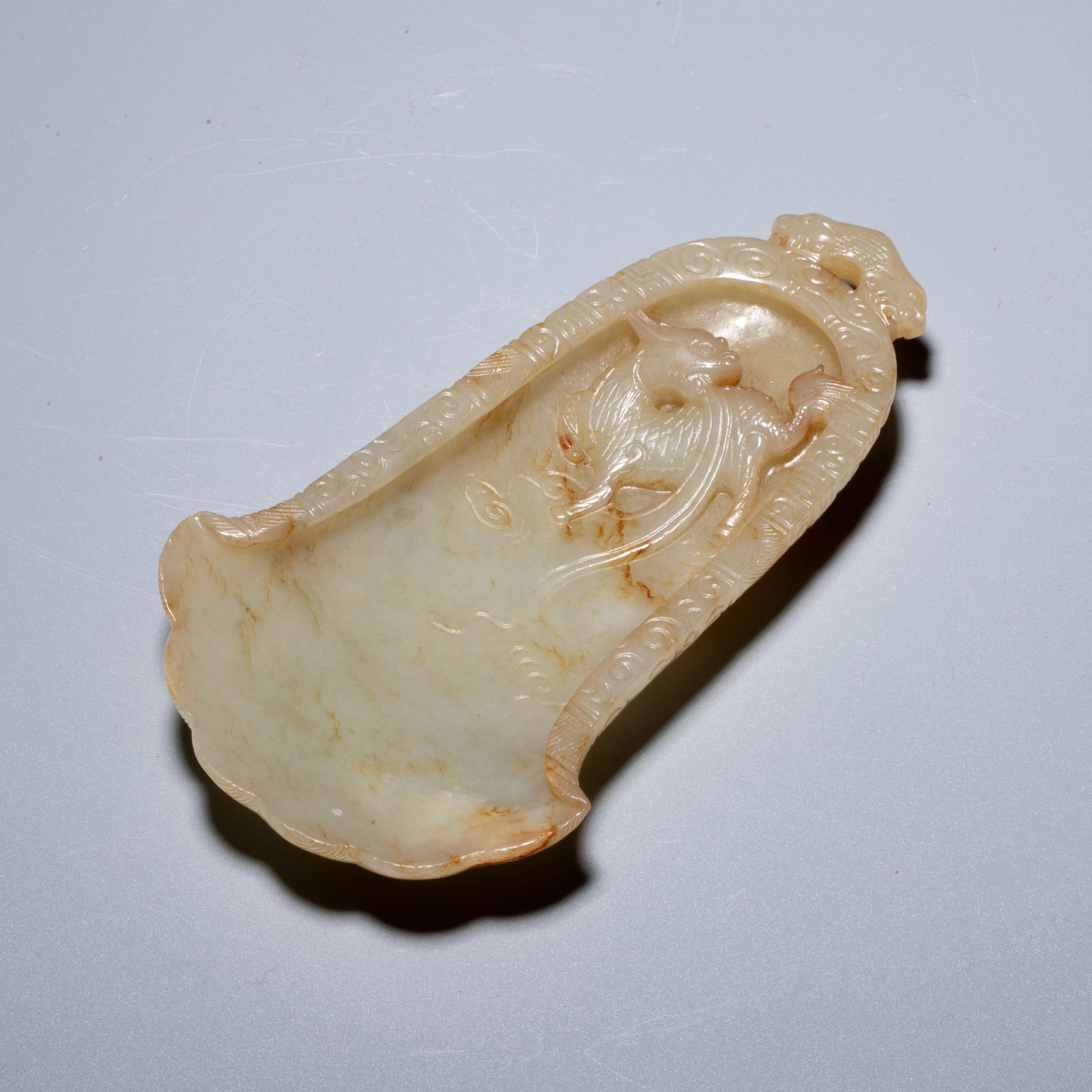 Qing Dynasty Hetian jade bell-shaped inkstone (1 of 5)