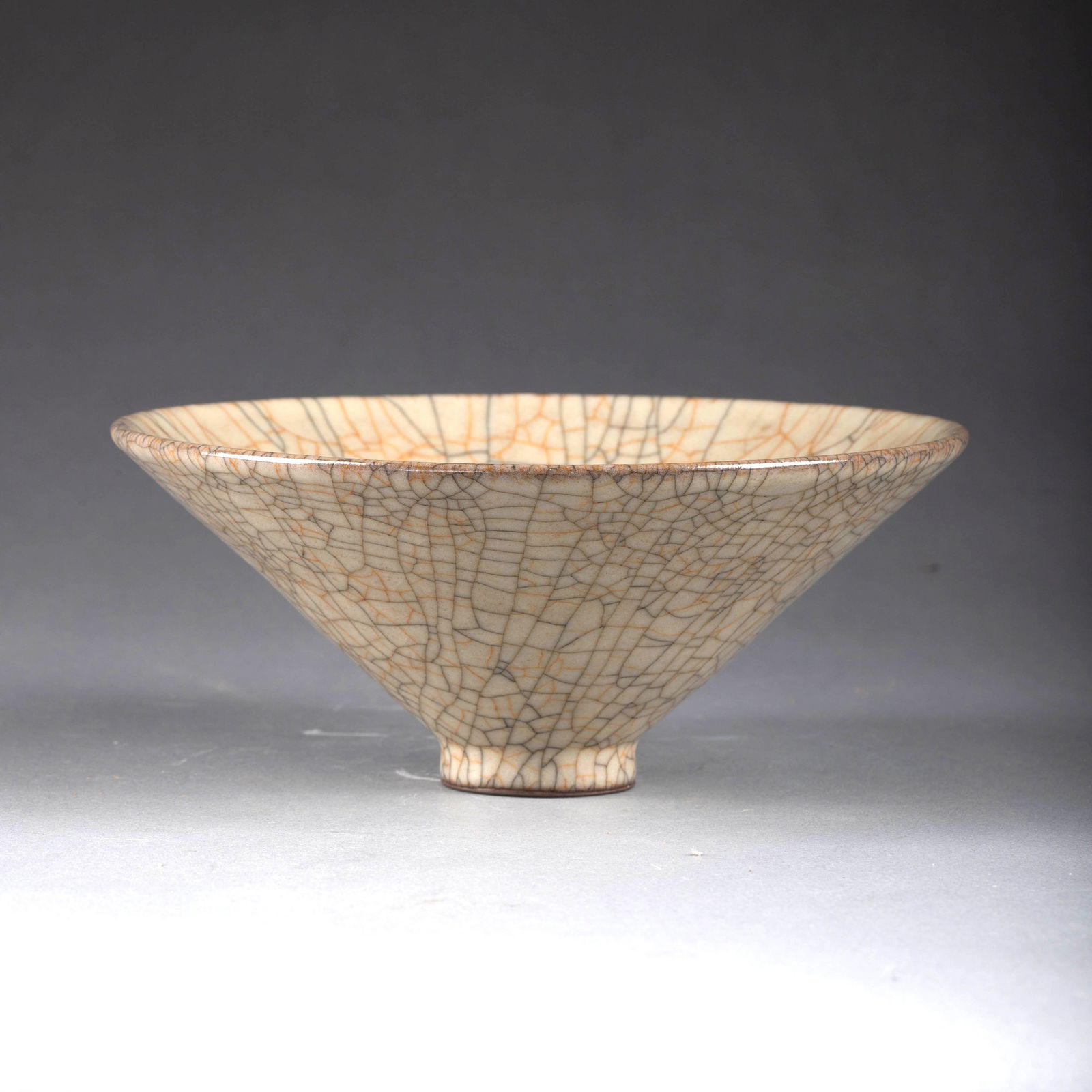 Song Ge ware crackle glazeconical tea bowl (douli form) (1 of 7)