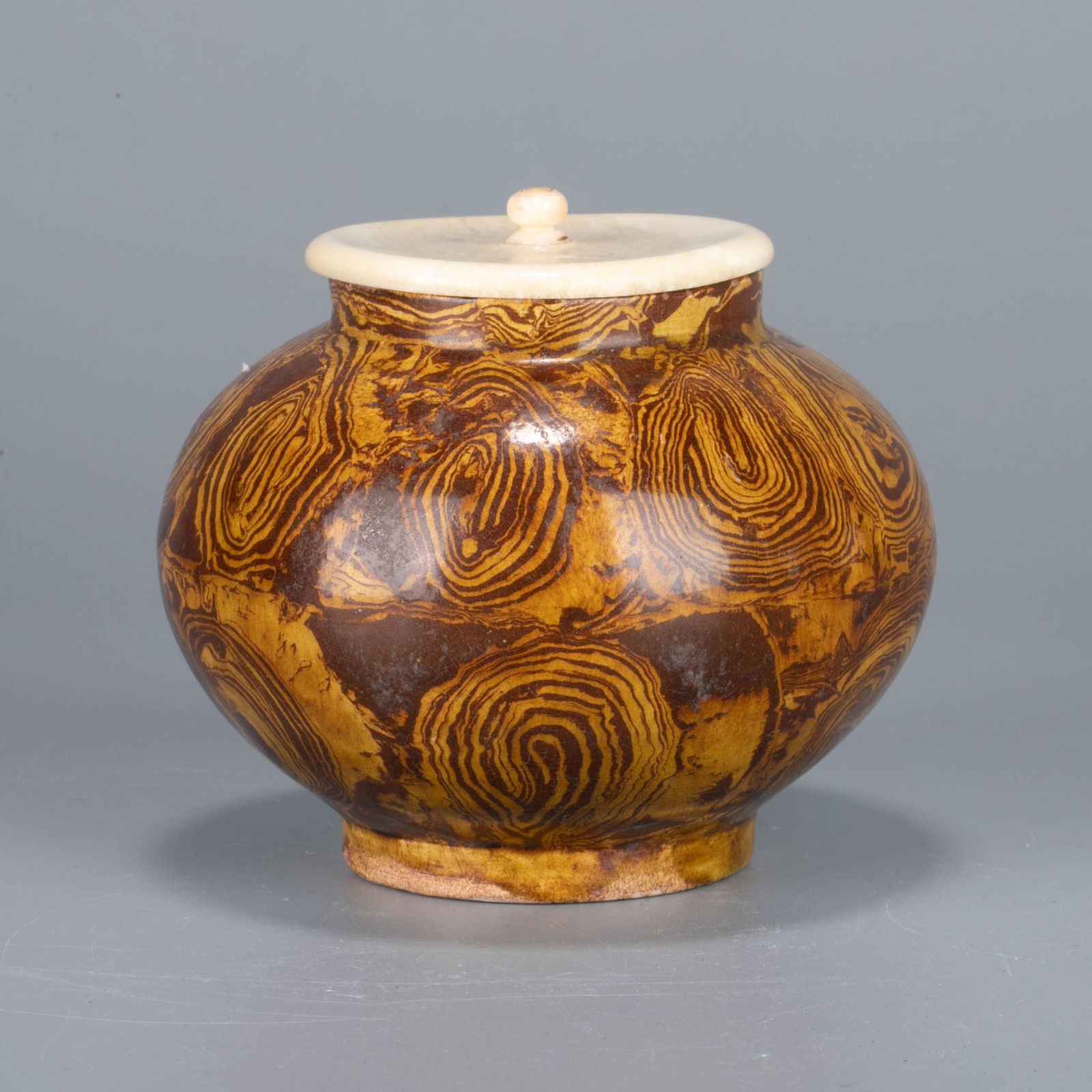 Tang Dynasty Twisted Glaze Pot (1 of 6)