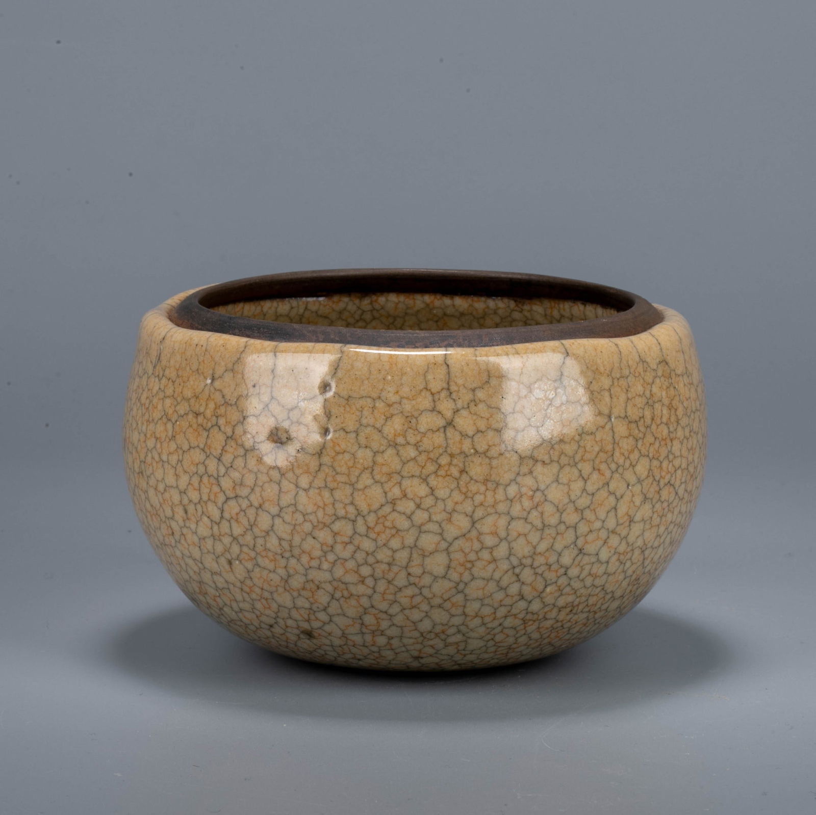 Song Dynasty Ge Kiln Bowl (1 of 4)