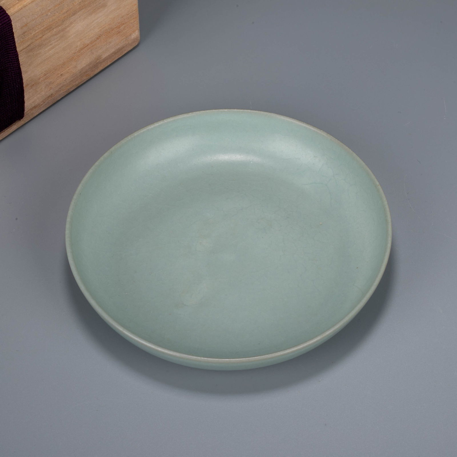 Song Dynasty Ru kiln brush washer: Song Dynasty Ru kiln brush washer