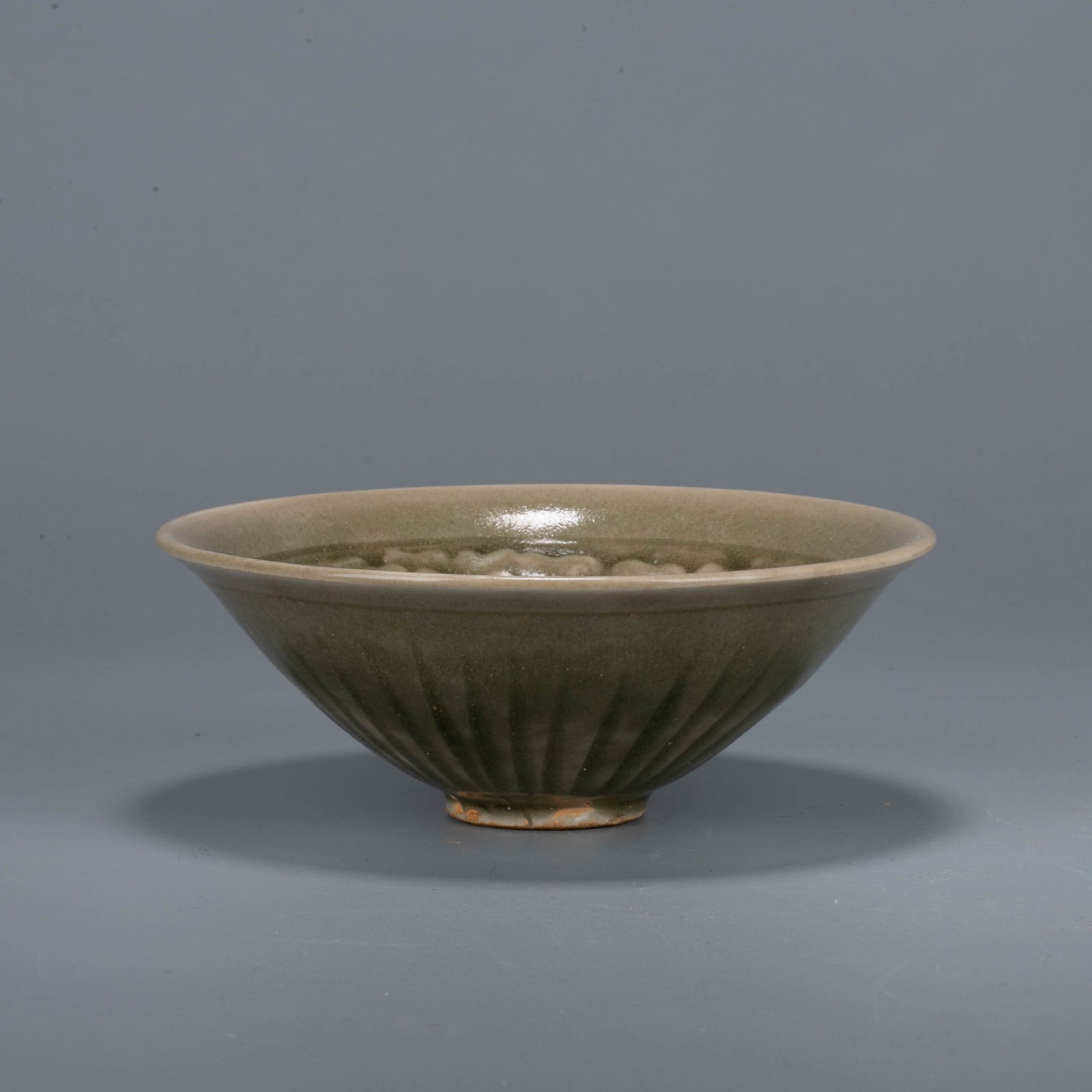 Song Dynasty Yaozhou kiln fish pattern lamp (1 of 5)