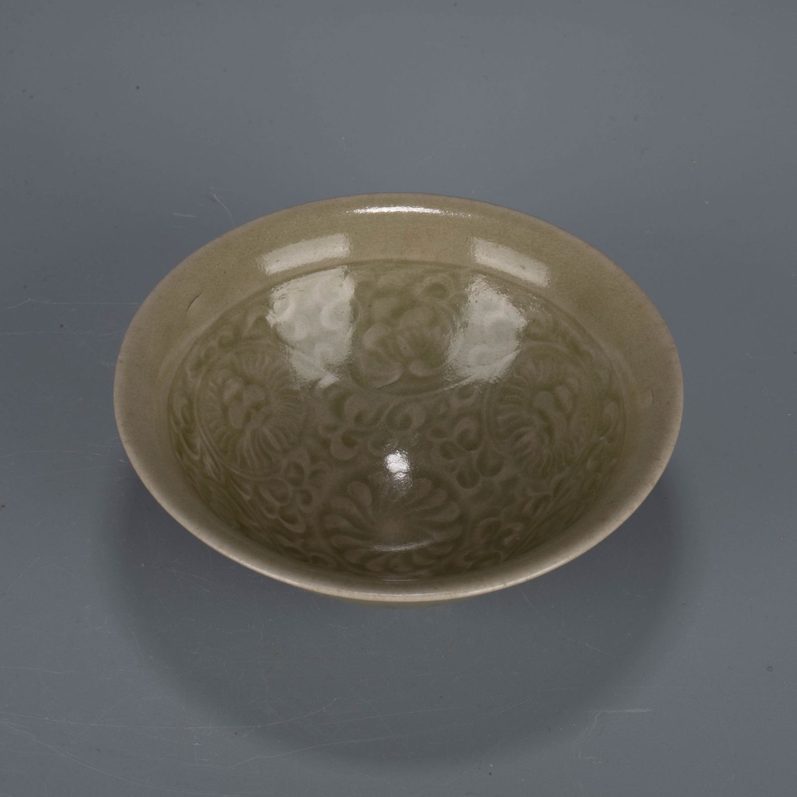 Song Dynasty Yaozhou ware flower pattern tea bowl (1 of 6)