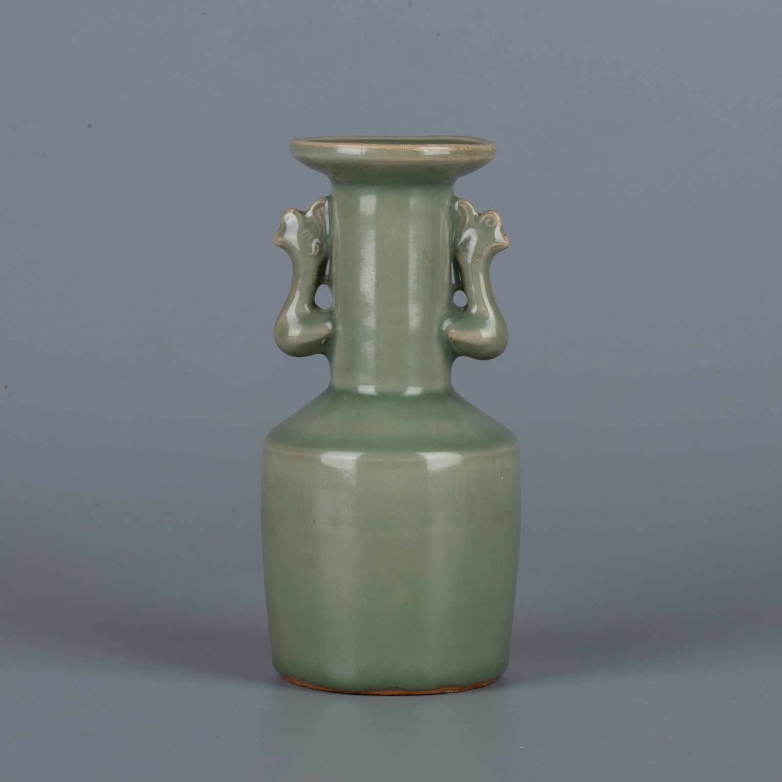 Song Dynasty Longquan kiln phoenix ear vase (1 of 6)