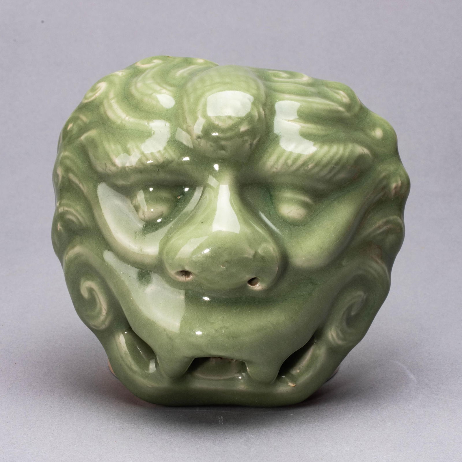 Ming Dynasty Longquan Kiln Lion Head Object: Ming Dynasty Longquan Kiln Lion Head Object