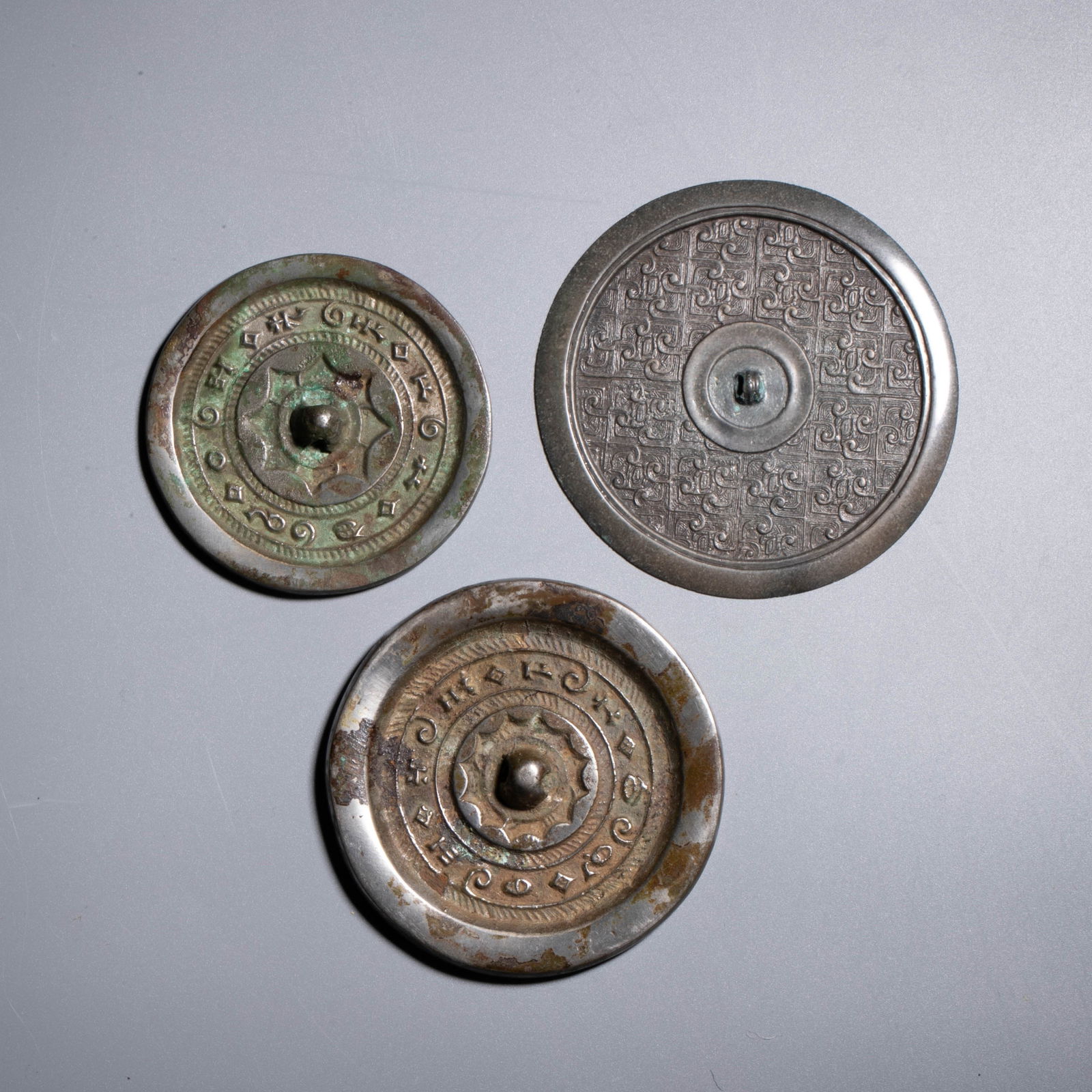 Warring States Period Han Dynasty Bronze Mirror 3 points: Warring States Period Han Dynasty Bronze Mirror 3 points