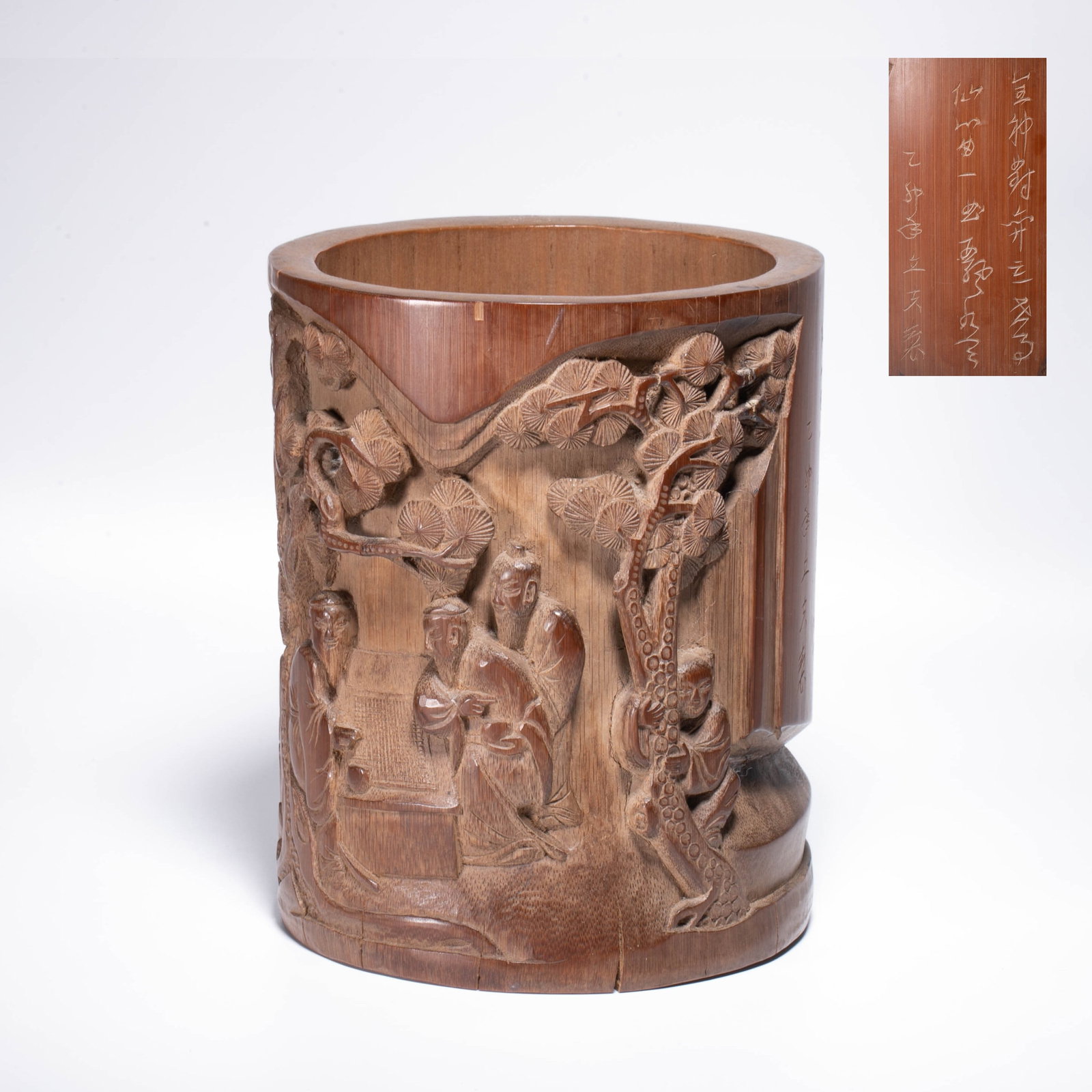 Qing Dynasty Bamboo Brush Pot: Qing Dynasty Bamboo Brush Pot