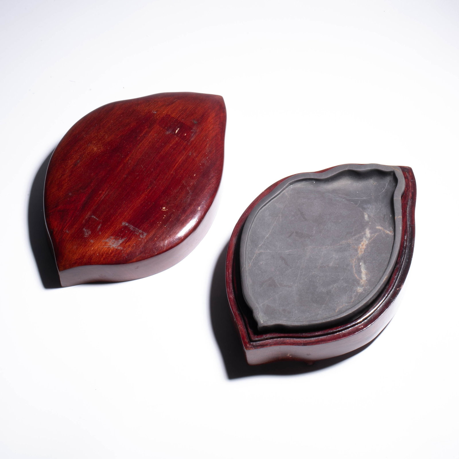 Duanxi Laokeng Shuiyan Autumn Leaf Inkstone: Duanxi Laokeng Shuiyan Autumn Leaf Inkstone
