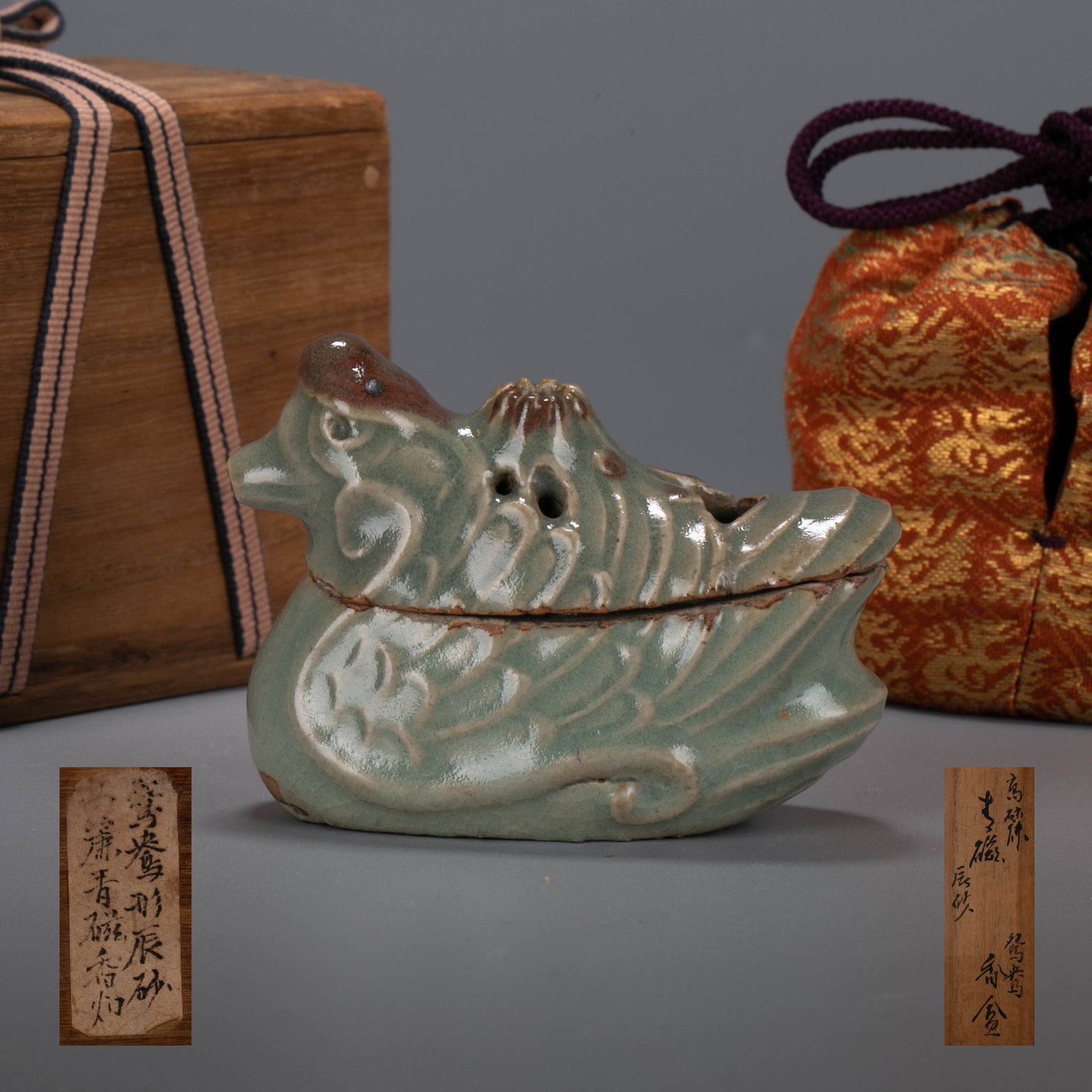 Goryeo Celadon mandarin duck incense box (1 of 12)