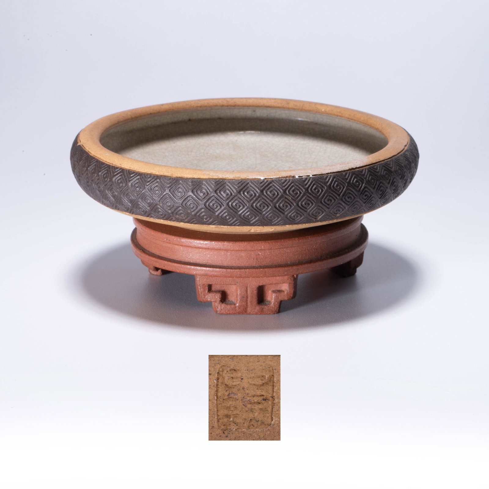Qing Dynasty Shenxi white mud basin (1 of 10)