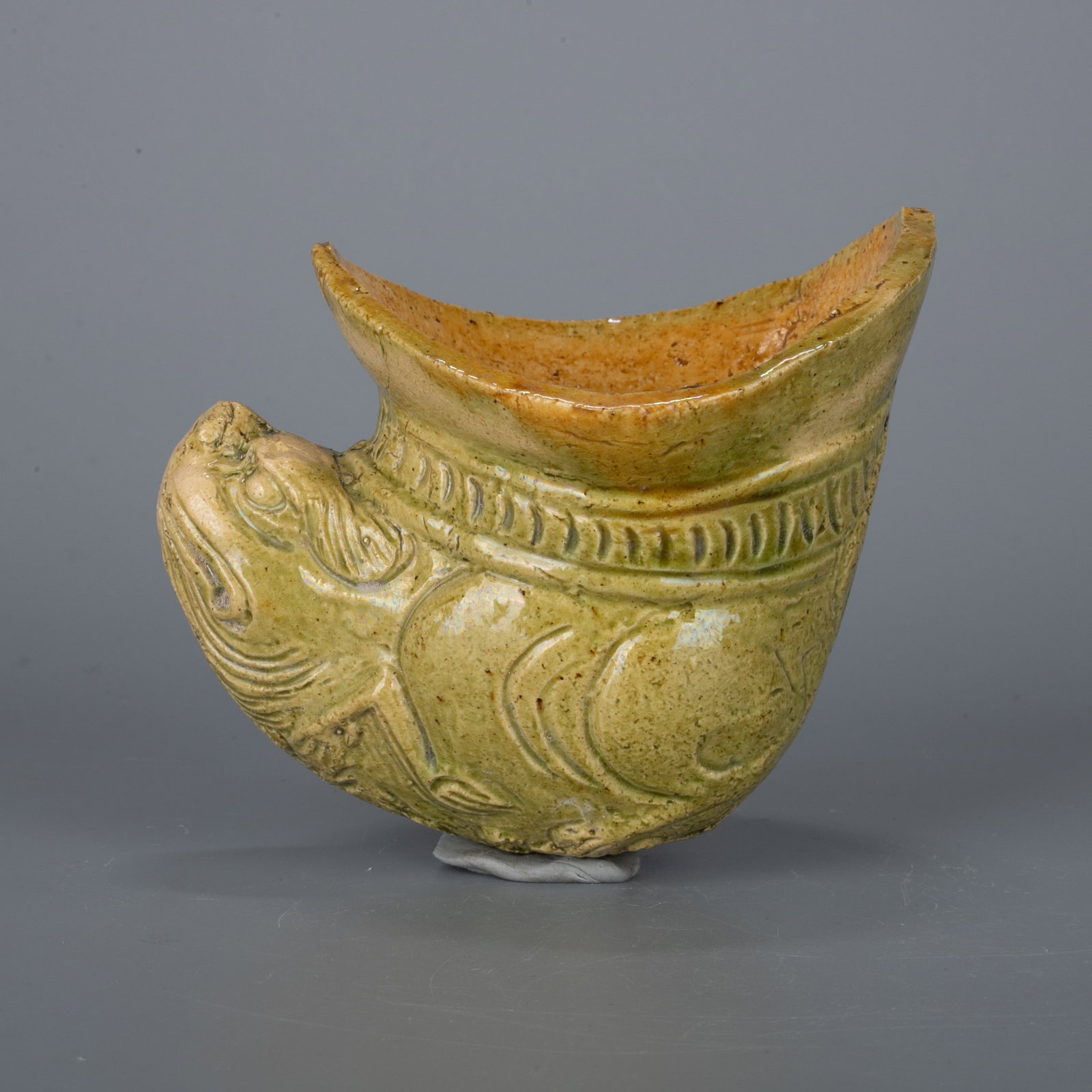Green glaze animal head cup - 4