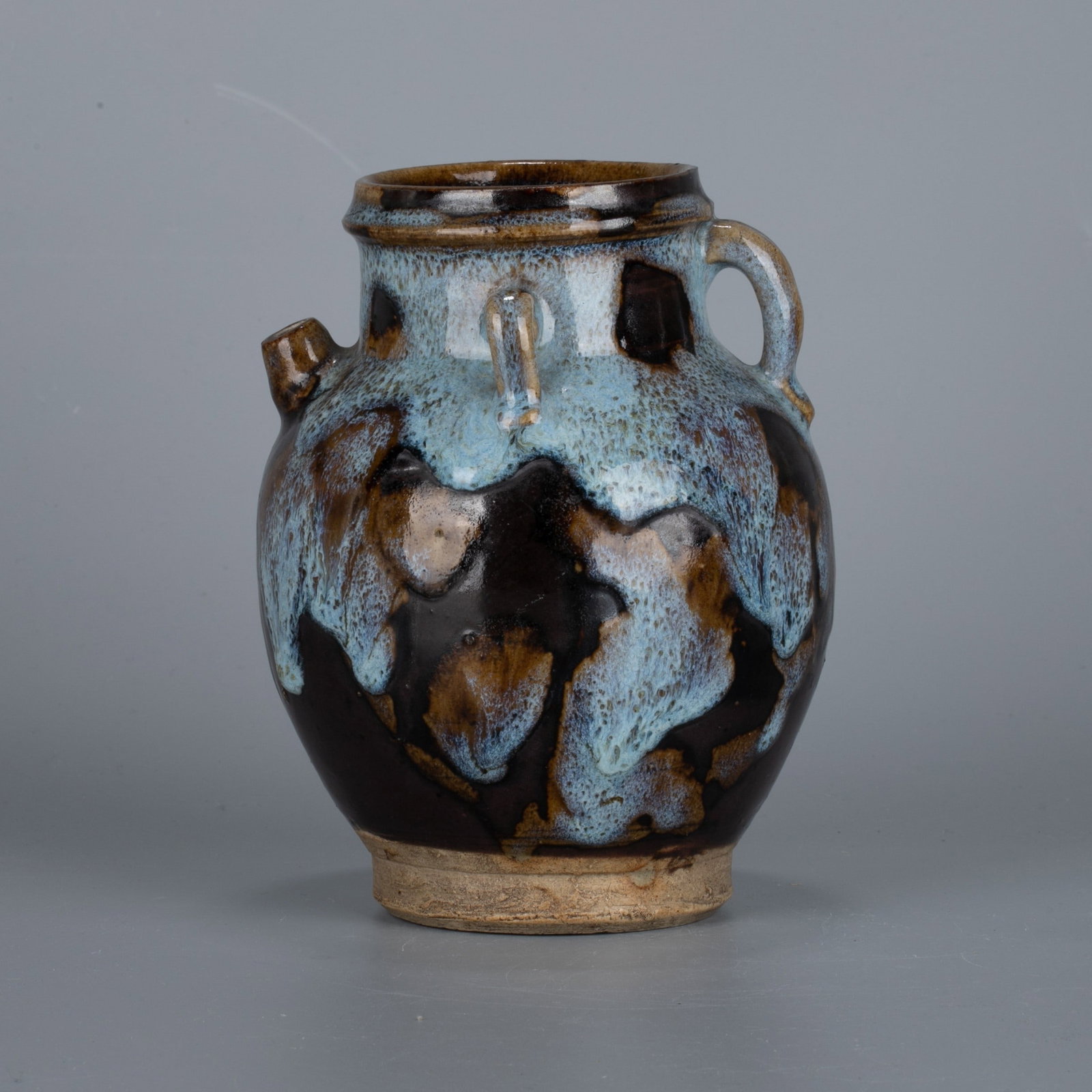 Tang Dynasty Lushan Kiln Pot: Tang Dynasty Lushan Kiln Pot