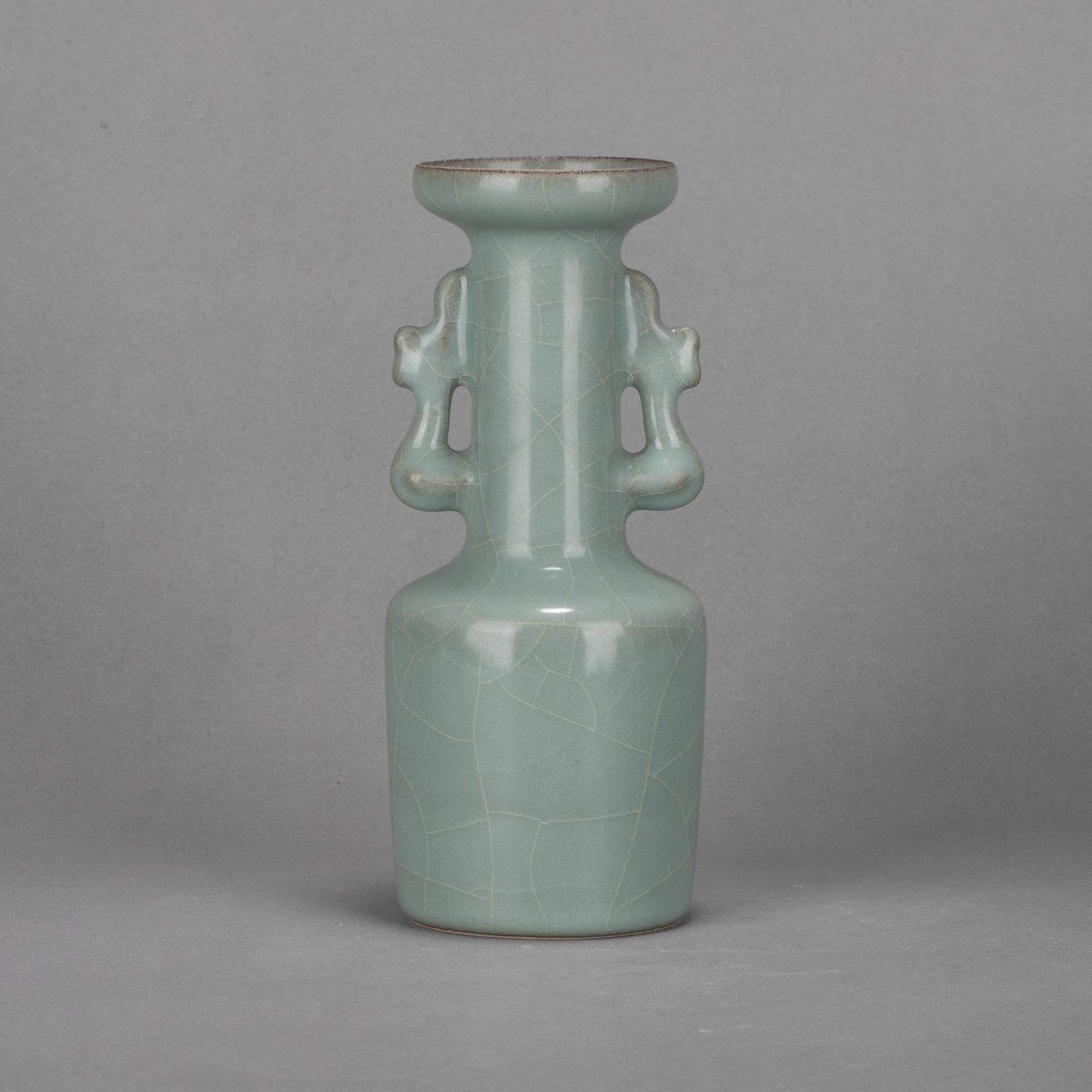 Longquan Guan warephoenix-shaped handles bottle (1 of 6)