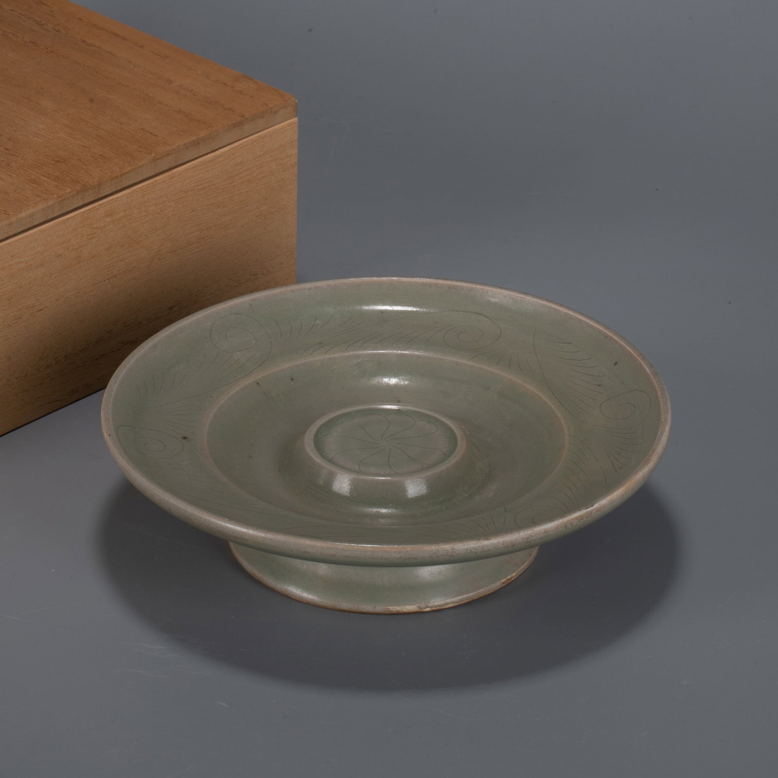 Song Yaozhou ware saucer (1 of 7)