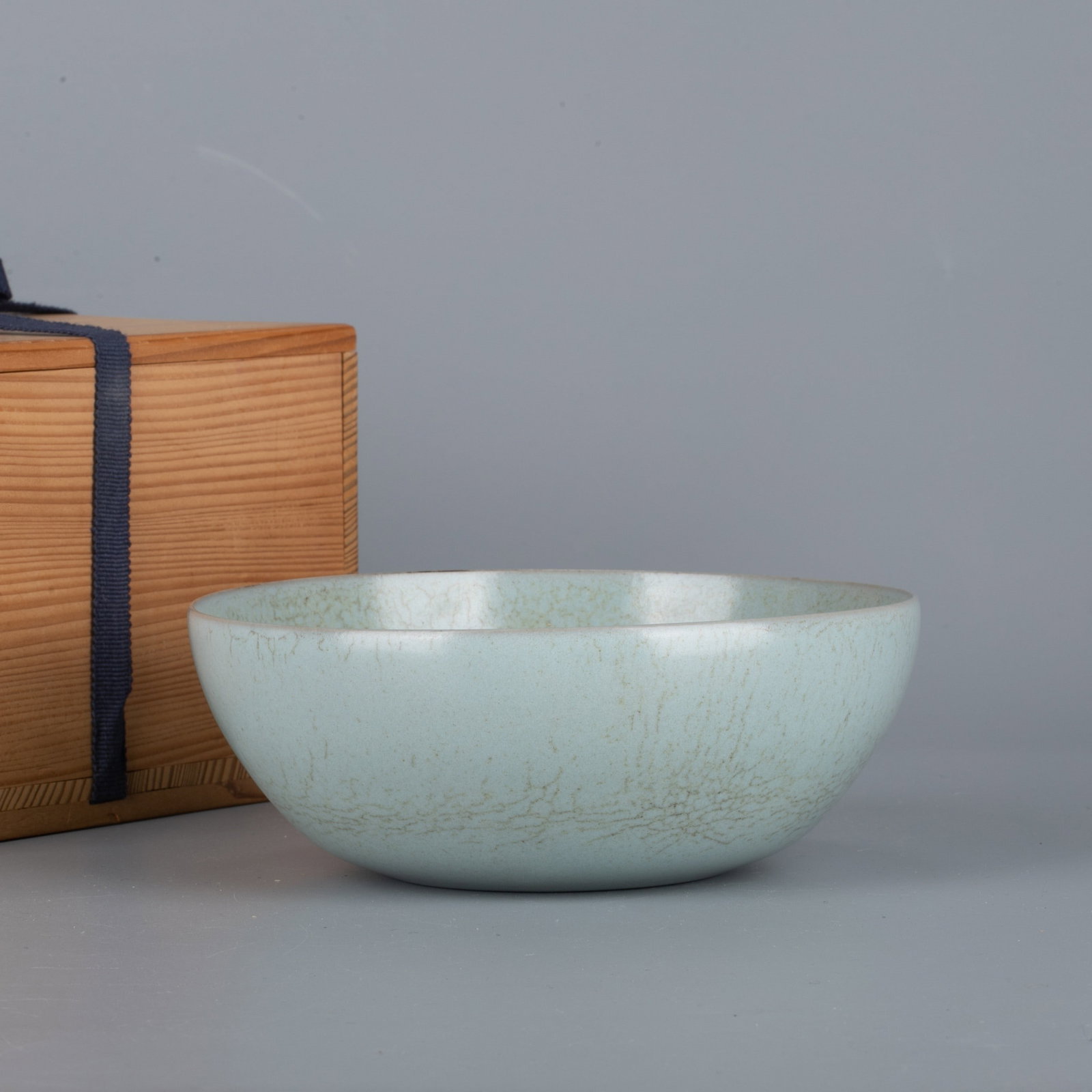 Song Dynasty Ru Kiln Celadon bowl (1 of 6)