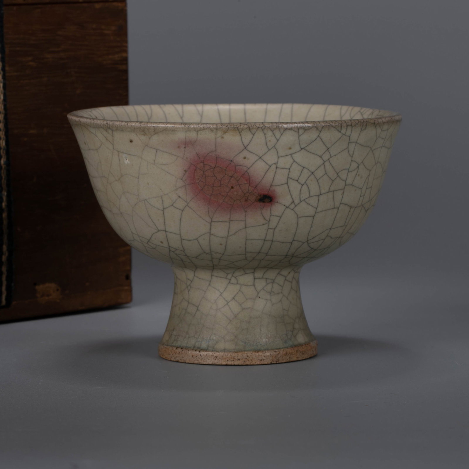 Yuan Ge Kiln Goblet (1 of 7)