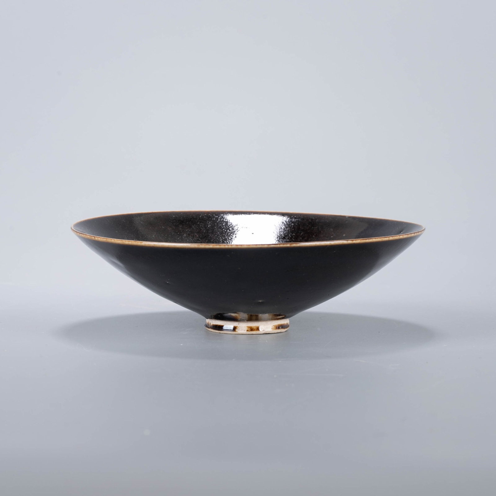 Song Ding kiln black-glazed ware Mangkou conical tea bowl (douli form) (1 of 8)