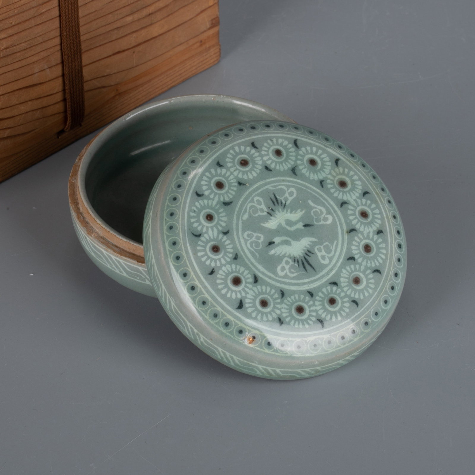 Goryeo Celadon incense box (1 of 10)