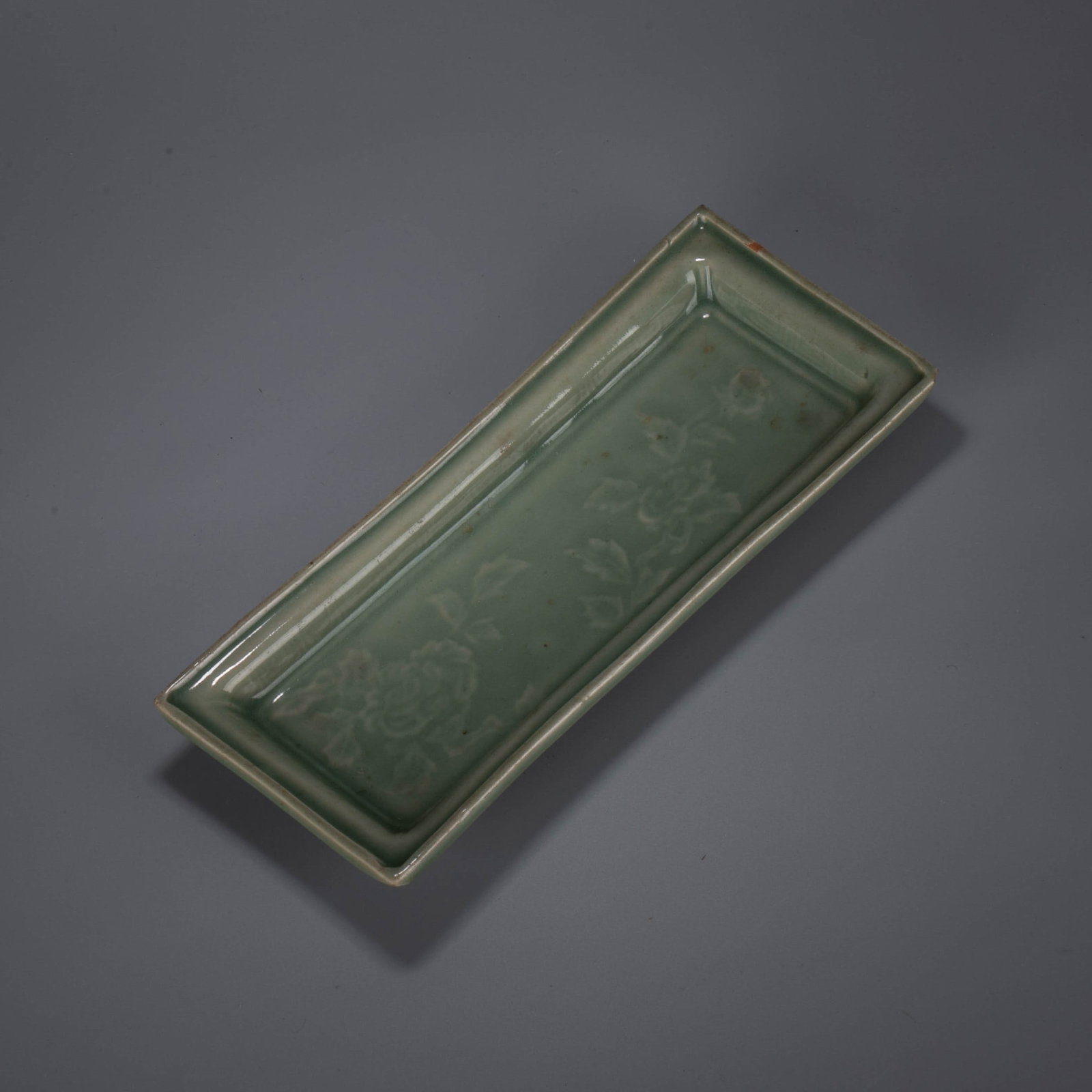Longquan ware writing tray (1 of 7)