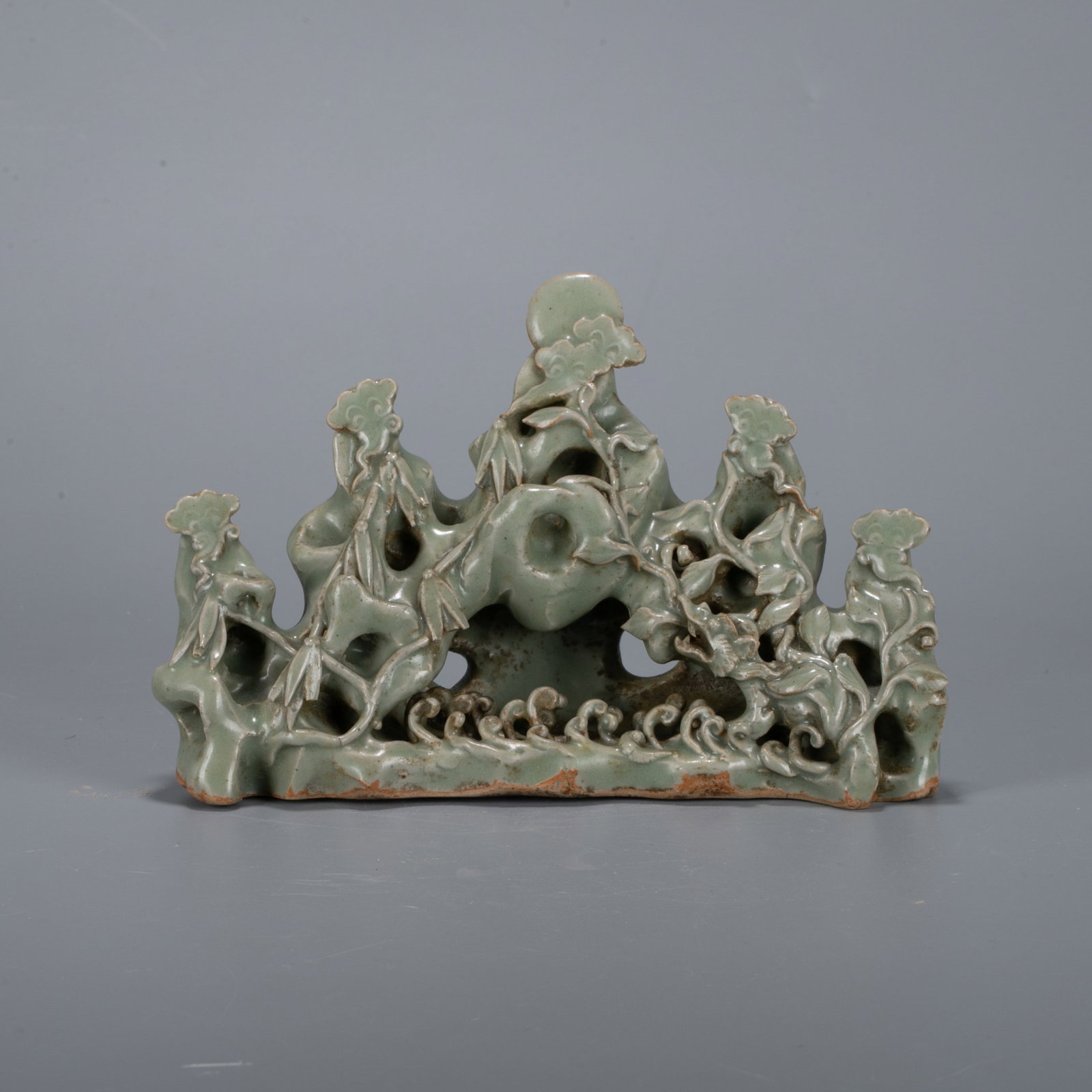 Song Longquan ware pen holder - 4