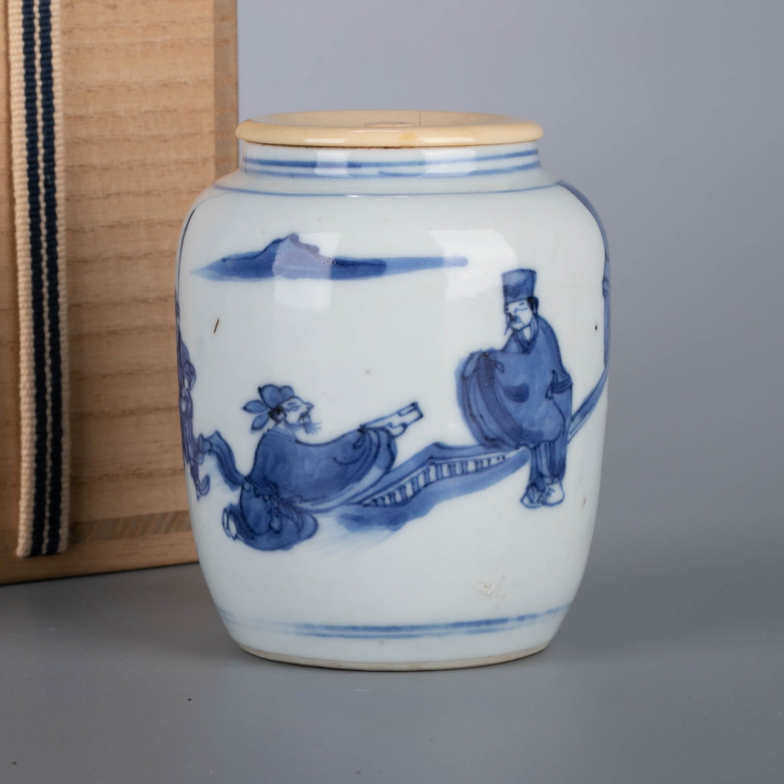 Ming Dynasty blue and white figure vase (1 of 7)