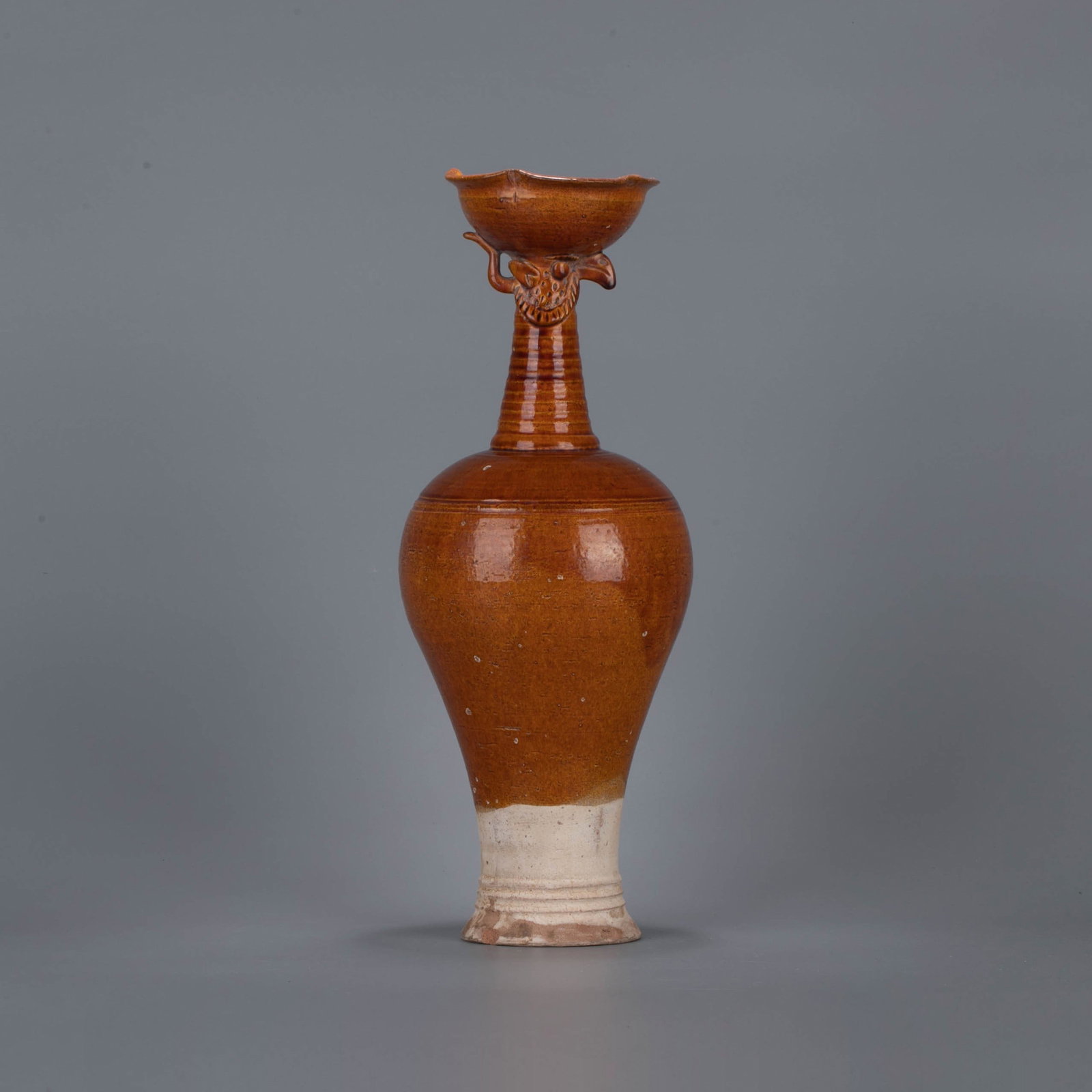 Liao yellow glaze phoenix head pot (1 of 6)