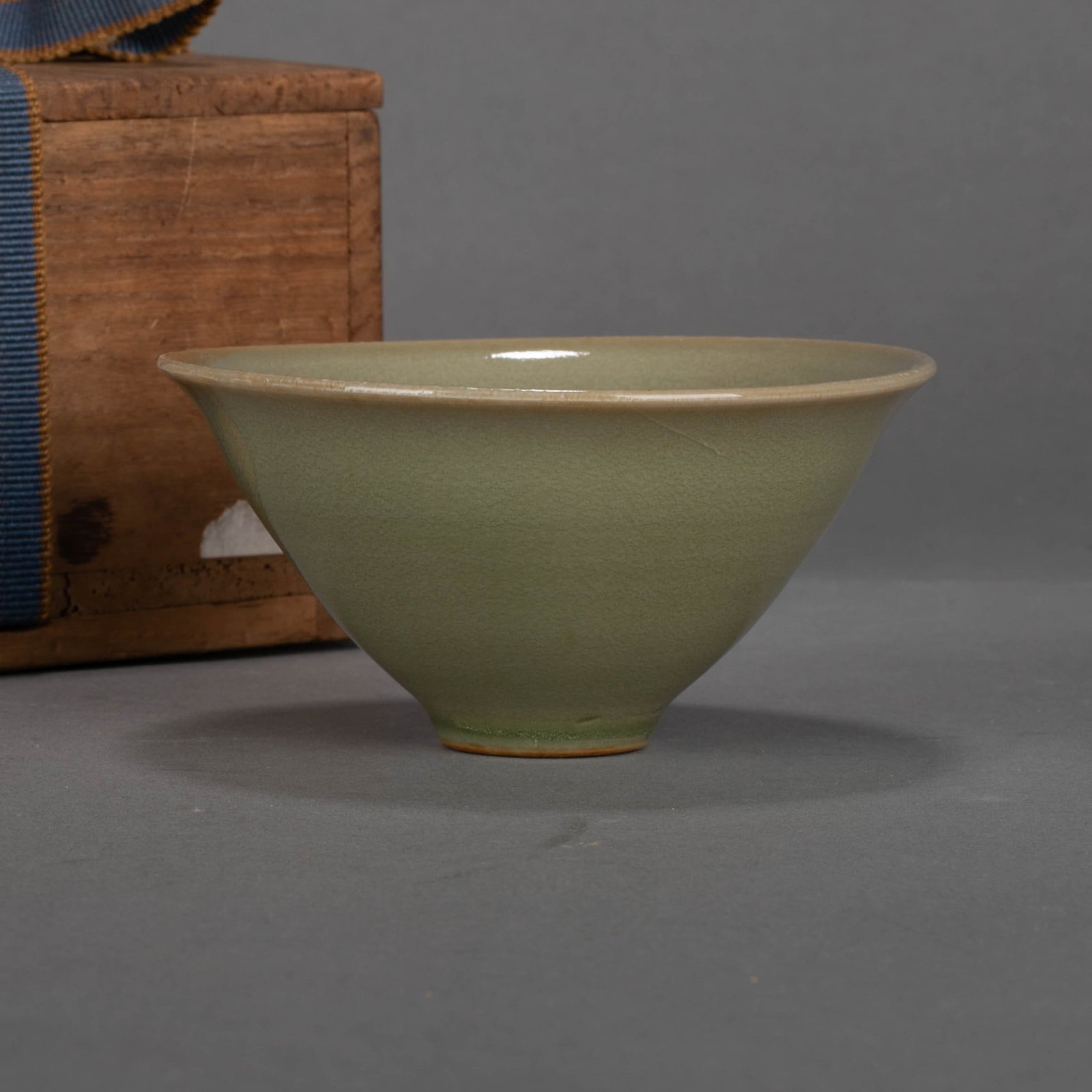 Song Celadon tea bowl (1 of 7)